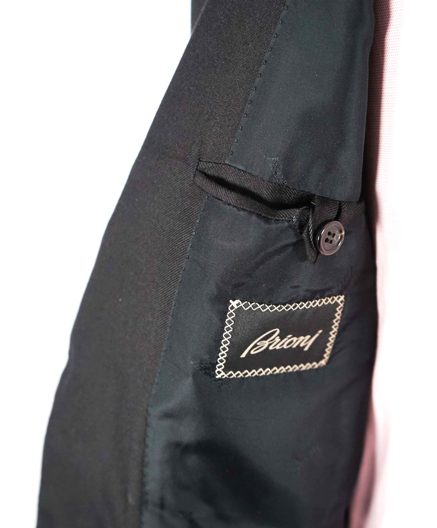 $8,960 BRIONI - Textured Black Peak Lapel *PURE SILK* Blazer - 44R