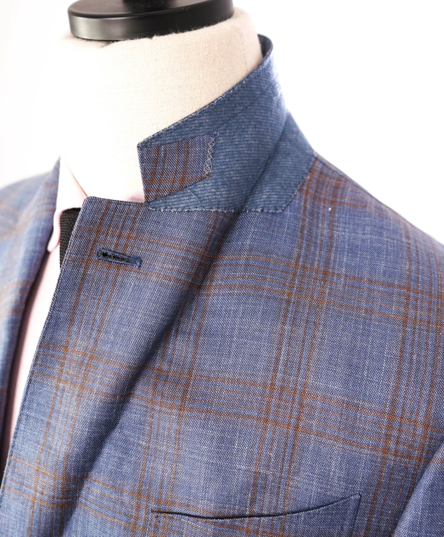 $3,295 ZEGNA - Blue Plaid Wool/Silk/Linen Blazer - 40R