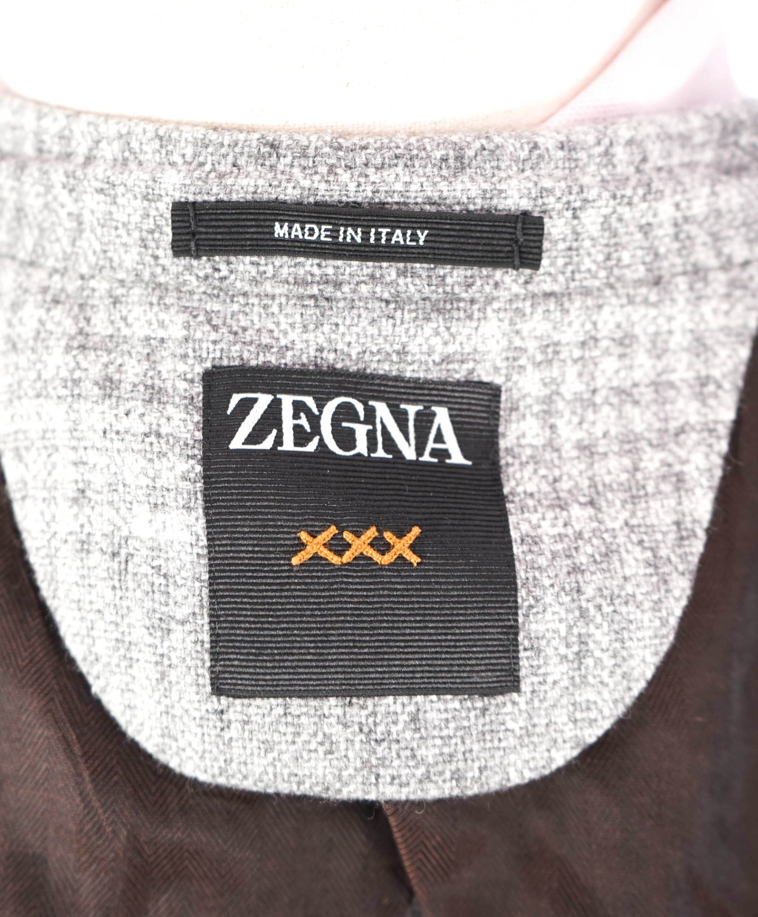 $4,650 Zegna XXX - Gray Plaid Silk/ 49% Cashmere Blazer - 44R