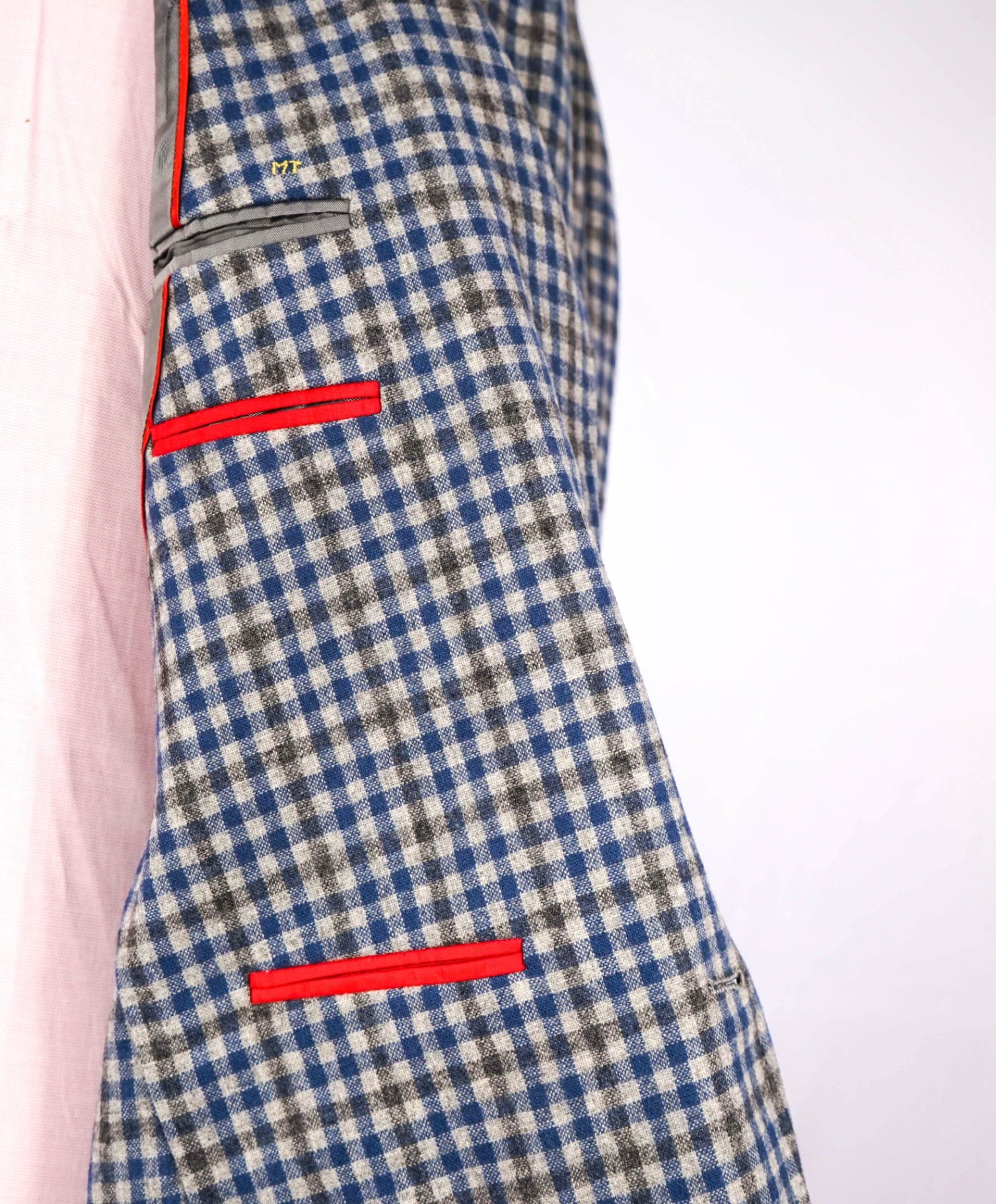 $3,995 ISAIA - Blue/Gray Gingham Wool & Cashmere Blazer - 48R