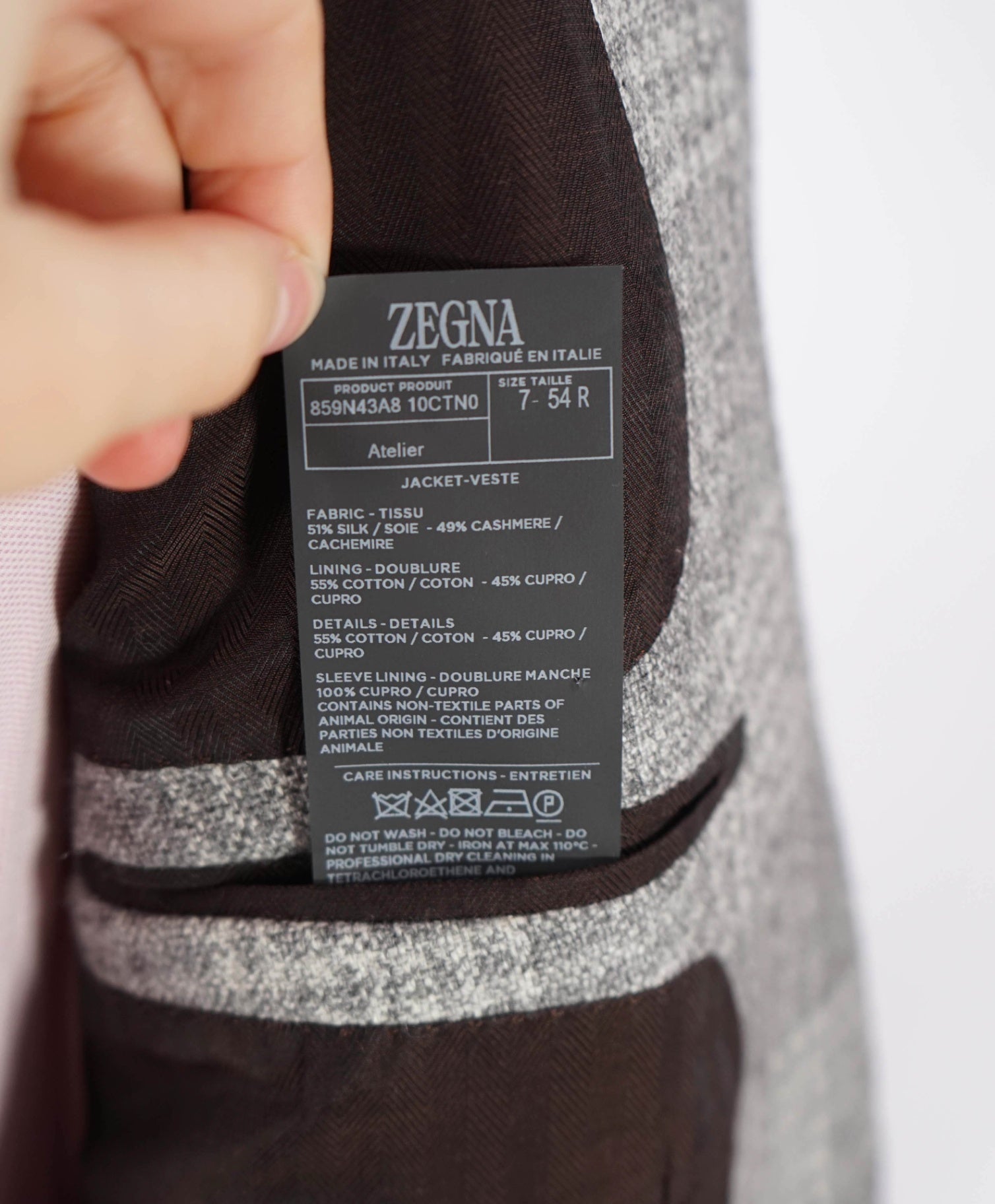 $4,650 Zegna XXX - Gray Plaid Silk/ 49% Cashmere Blazer - 44R