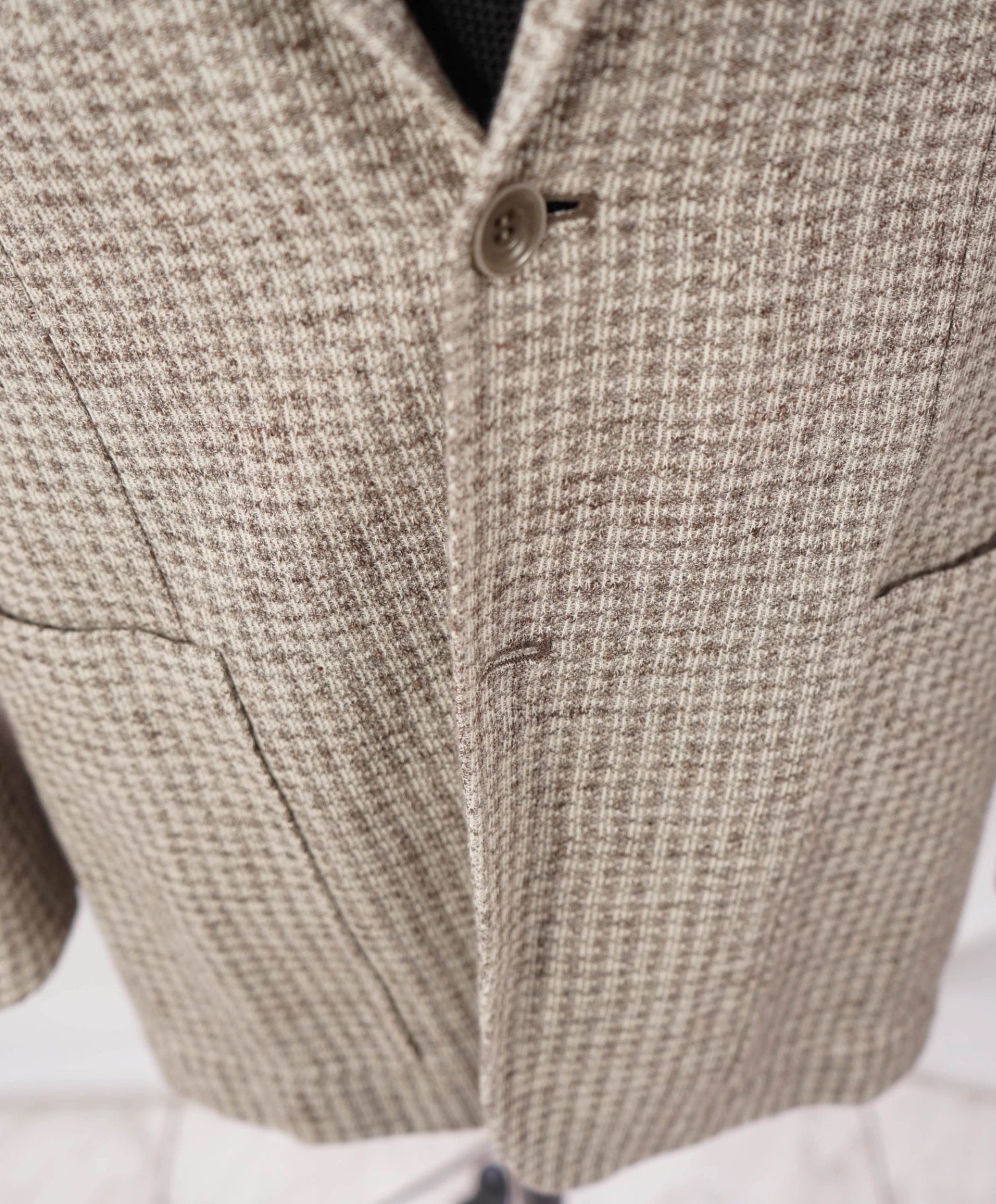$1,895 CANALI - Textured Beige Cotton/Linen Sport Coat - 42R