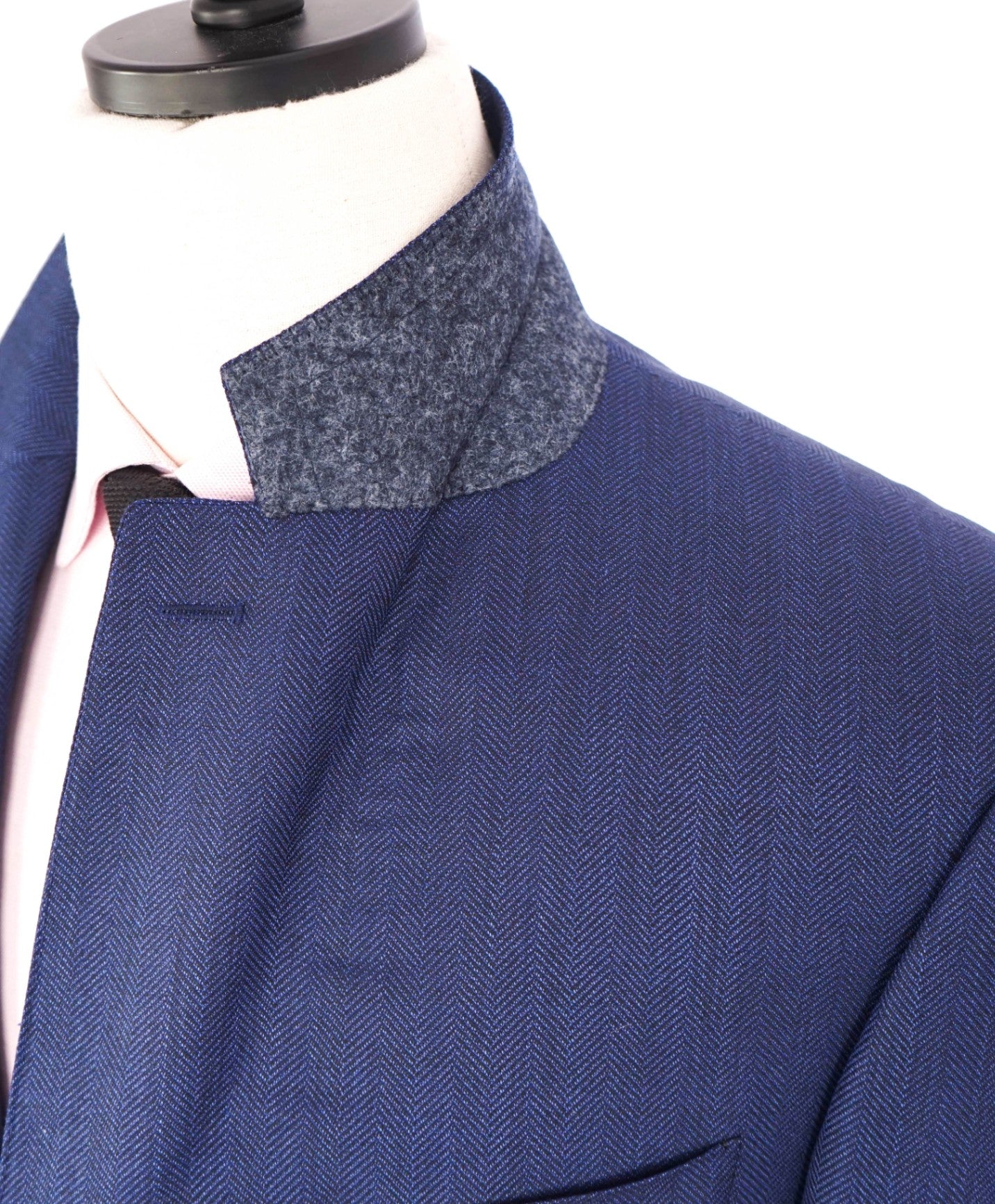$1,895 CANALI - Blue Herringbone Wool Blazer - 46R
