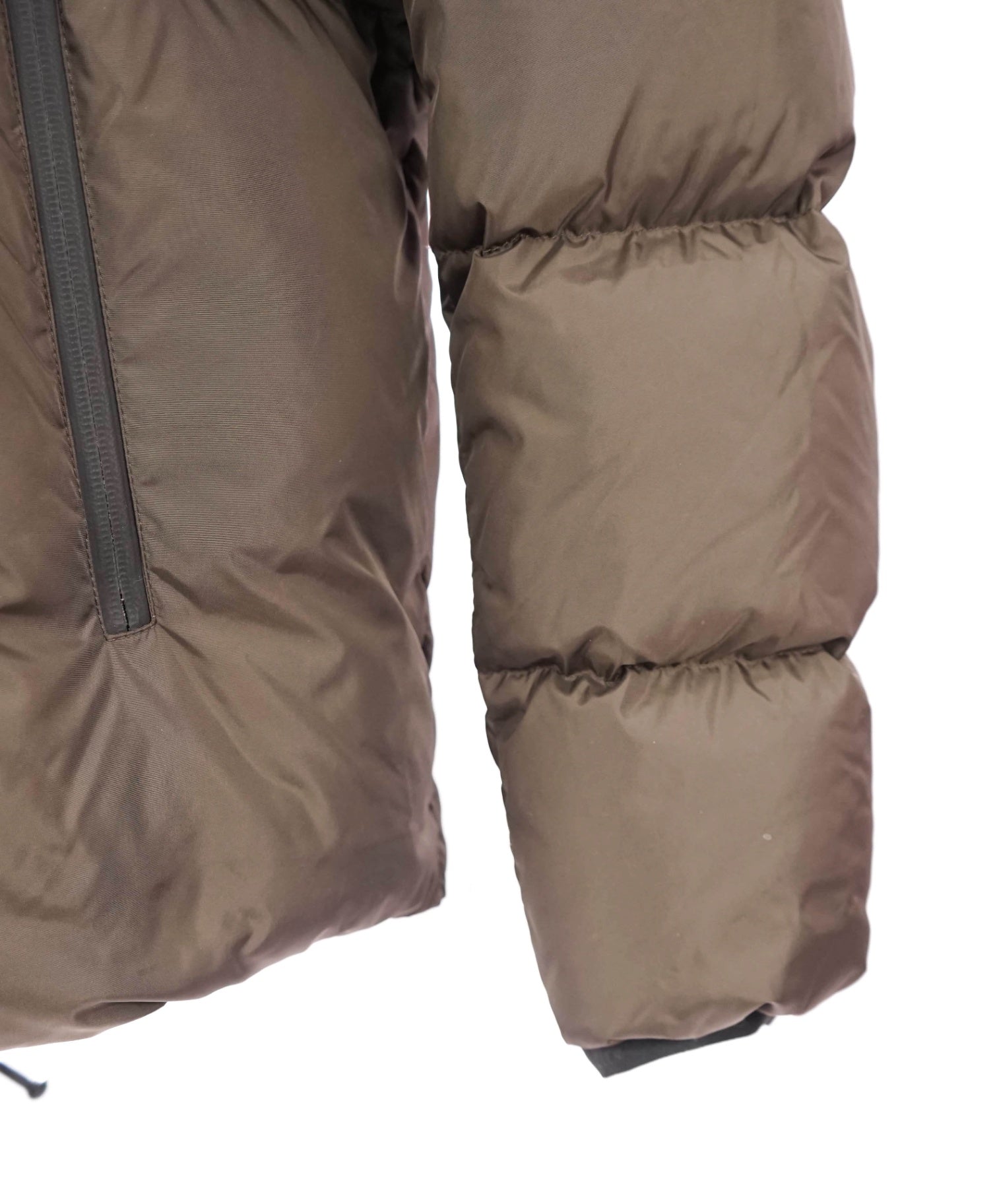 $2,290 MONCLER - Olive Green Montcla Hooded Short Down Coat - XXL