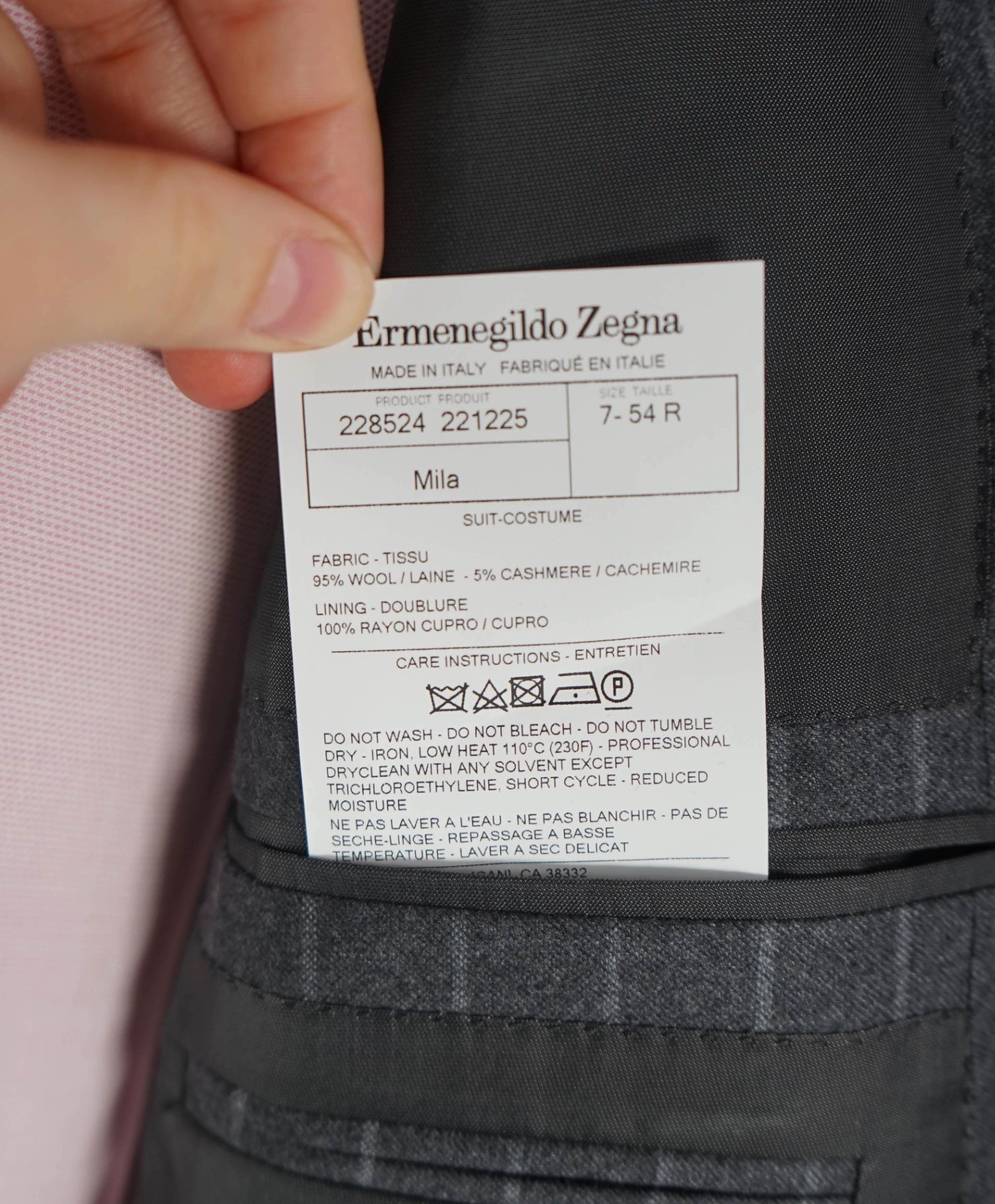 $6,990 ZEGNA - Gray Chalk Stripe TROFEO Cashmere/Wool Suit - 44R