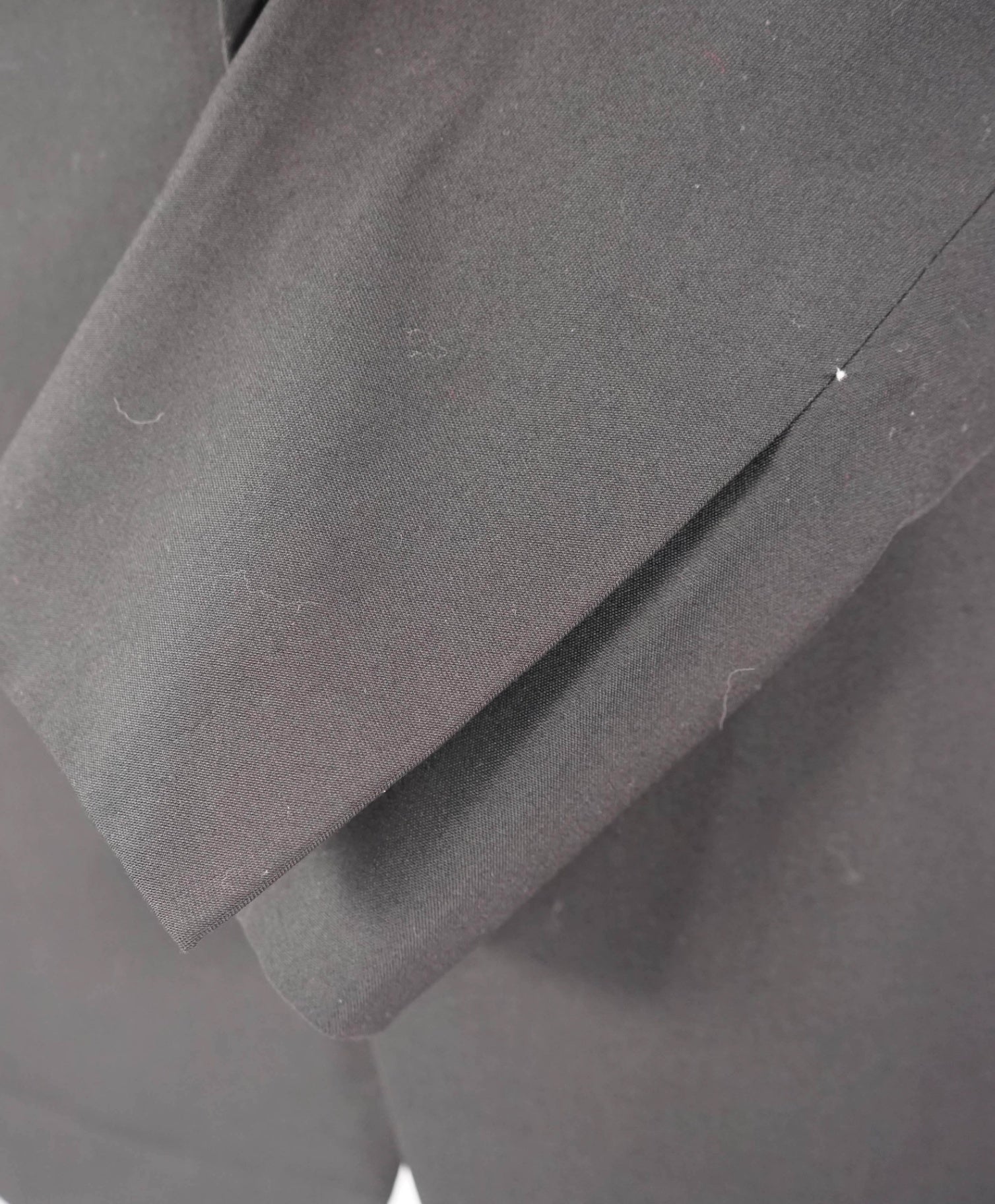 $4,290 RALPH LAUREN PURPLE LABEL - Black Wool Peak Lapel Tuxedo - 38R