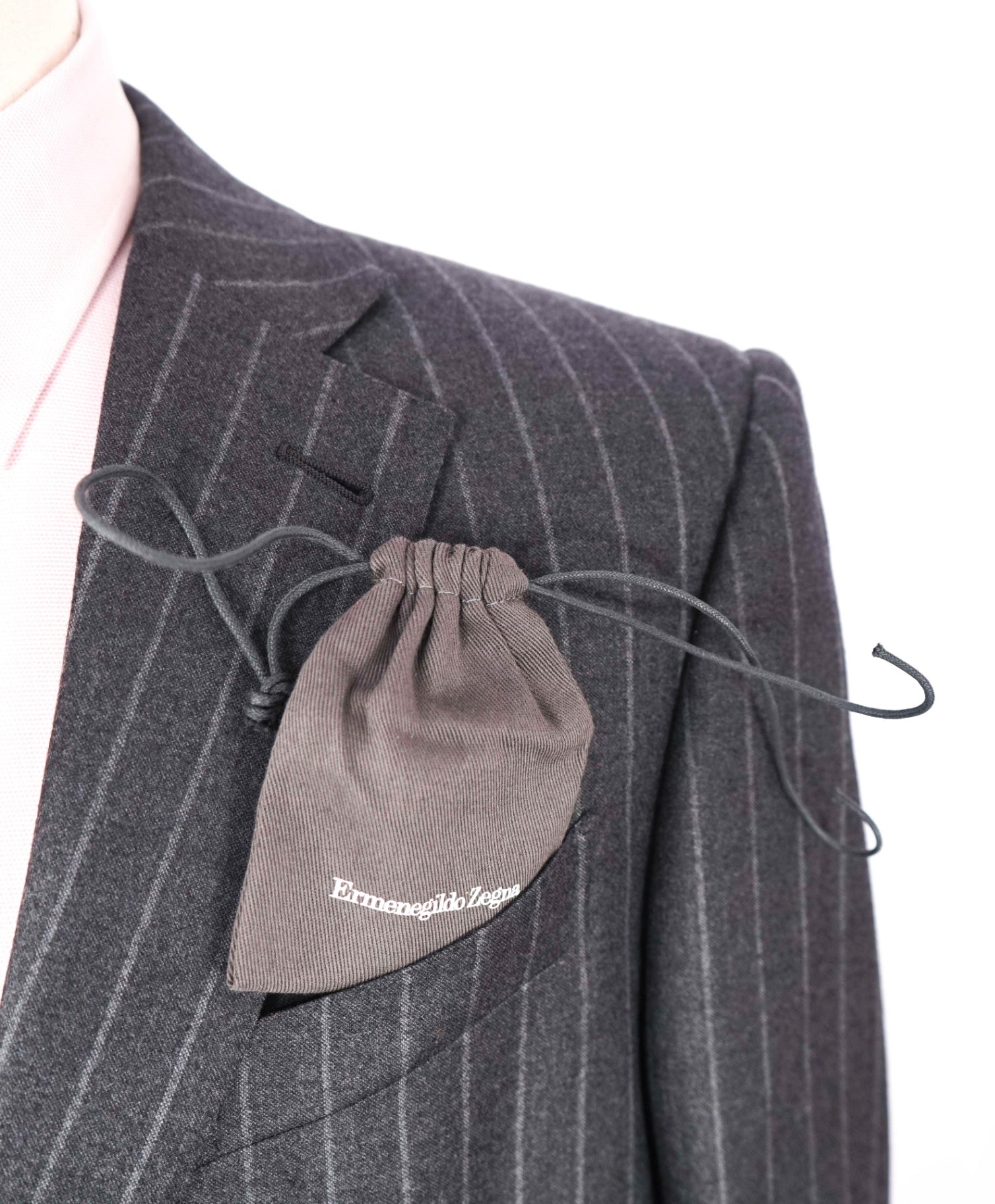 $6,990 ZEGNA - Gray Chalk Stripe TROFEO Cashmere/Wool Suit - 44R