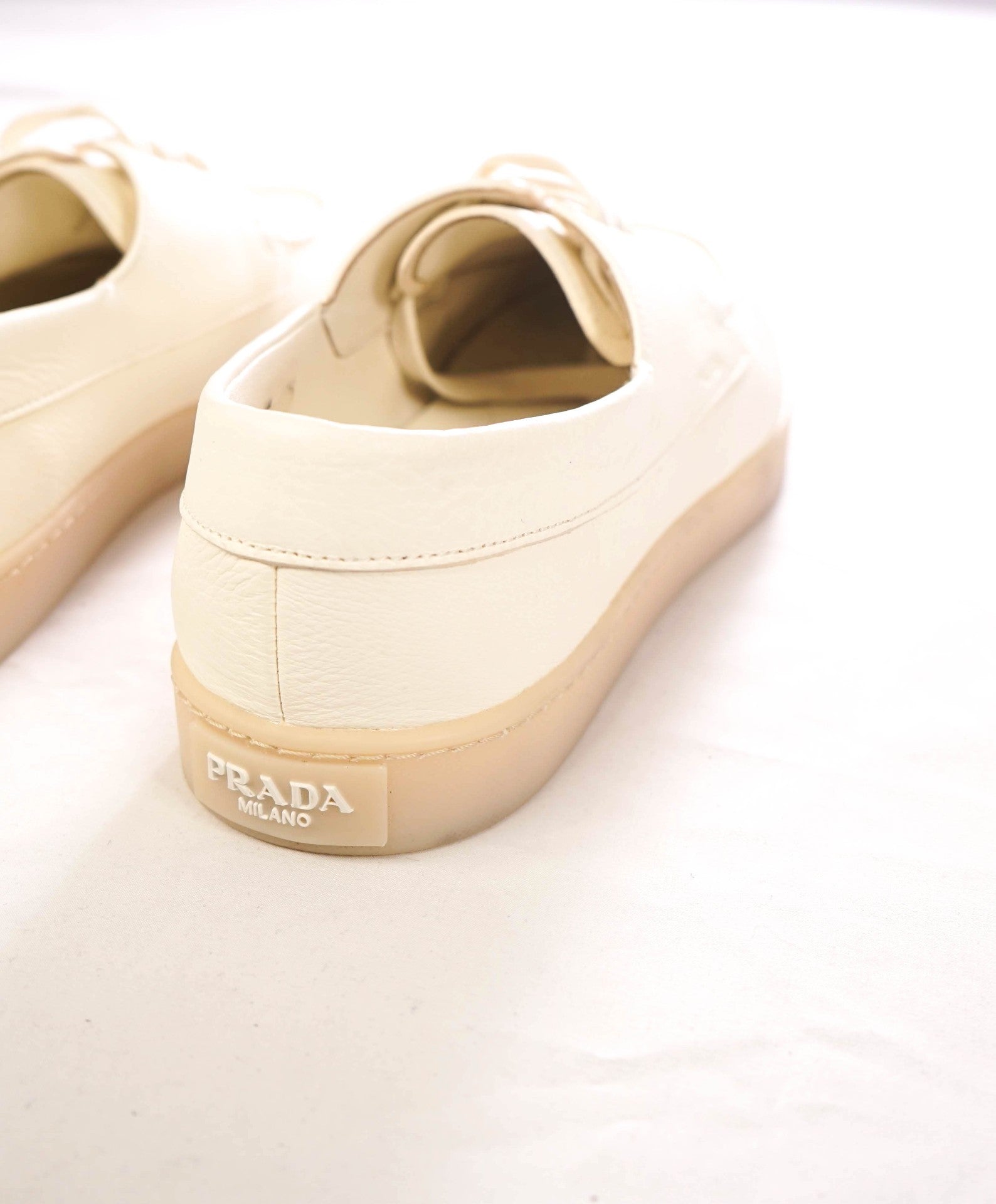 $1,020 PRADA - Off-White Leather Boat Shoes - US 8 (UK7)