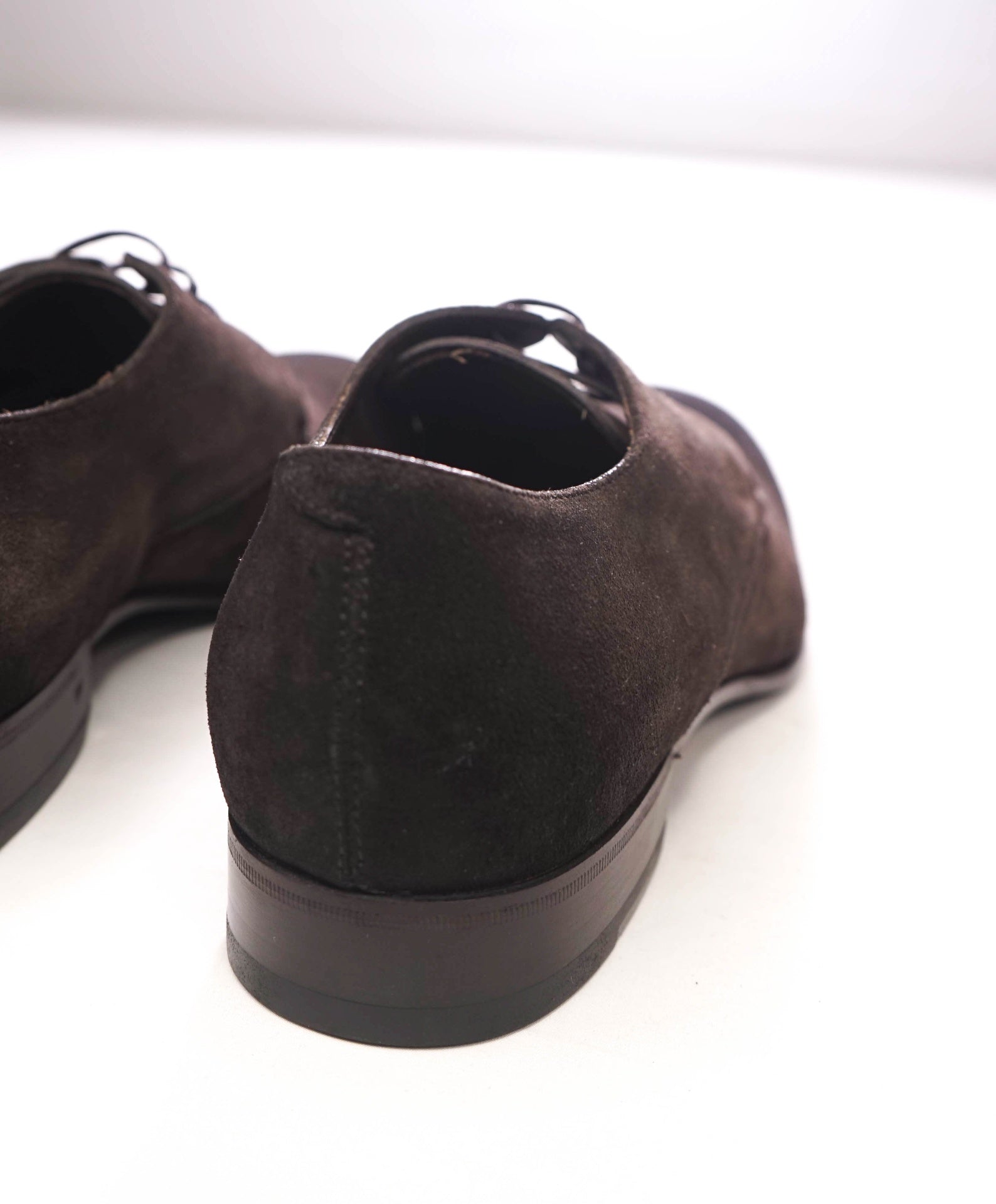 $1,890 TOM FORD - Brown Distressed Suede Derby - US 10 (9.5TF)