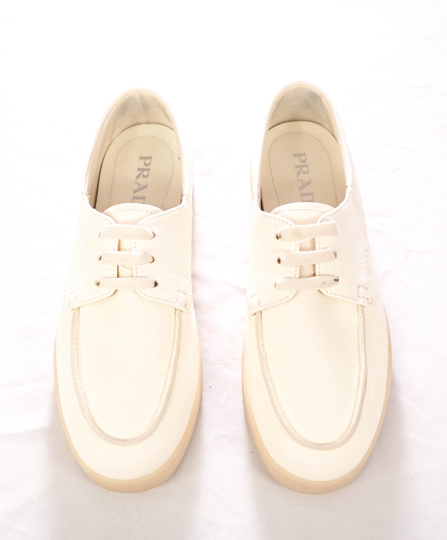 $1,020 PRADA - Off-White Leather Boat Shoes - US 8 (UK7)