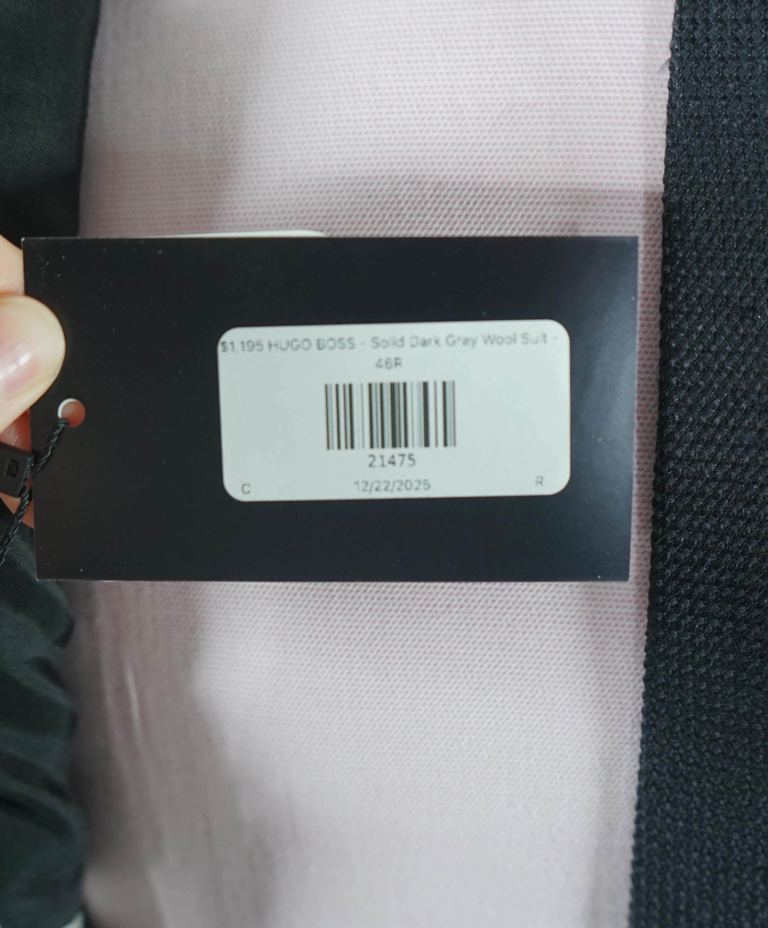 $1,195 HUGO BOSS - Solid Dark Gray Wool Suit - 46R