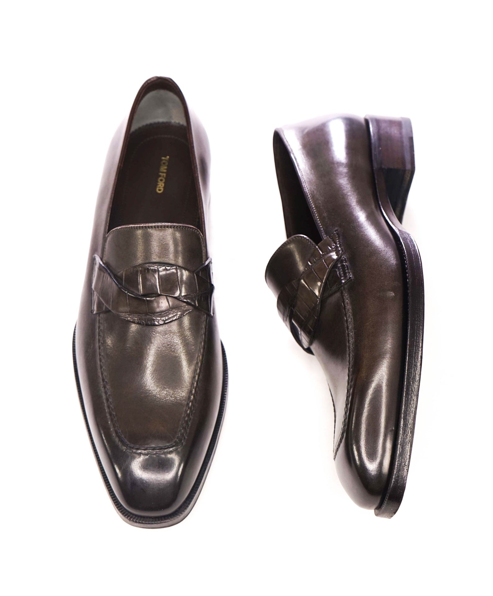 $2,250 TOM FORD - Crocodile Brown Leather "Twist" Loafers - US 7.5 (7TF)