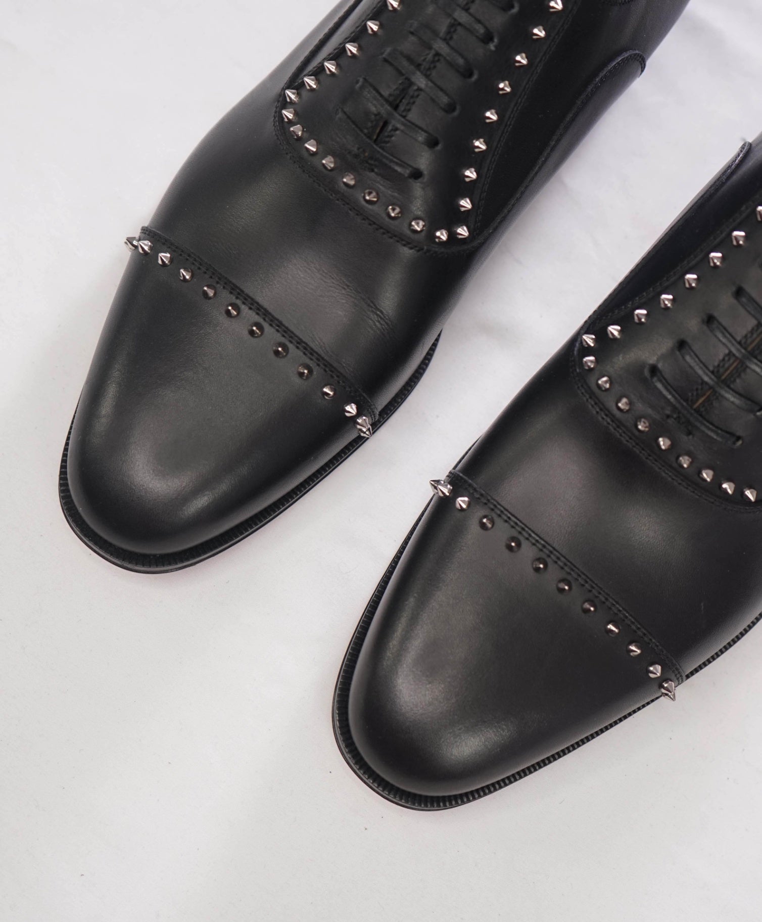 $1,200 CHRISTIAN LOUBOUTIN - *CLOOCLOO* Black Spike Oxfords - US 9 (42EU)