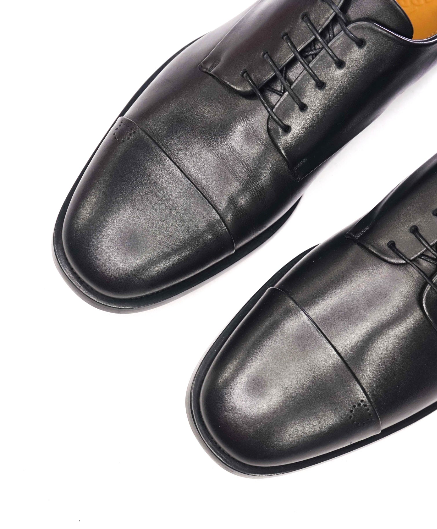 $895 FERRAGAMO - Black Leather "GAVINO" Logo Derby - 10.5 EE