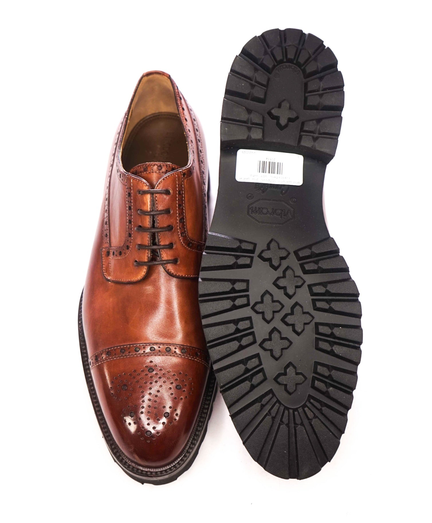 $650 BERGDORF GOODMAN - Brown Leather Lug Sole Derby - US 11 (44EU)