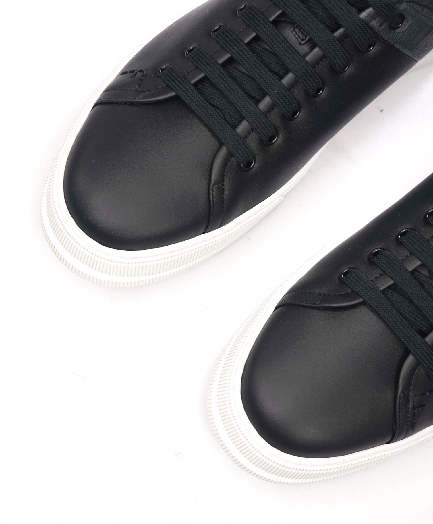 $750 FERRAGAMO - Black/Gray w Logo Leather Sneakers - 12 M
