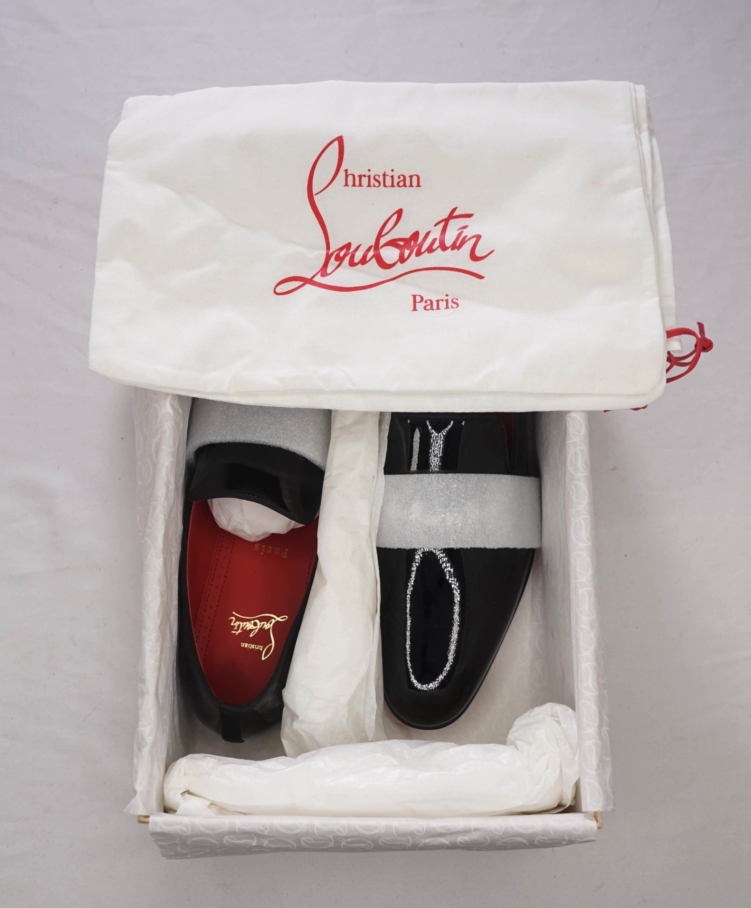 $1,725 CHRISTIAN LOUBOUTIN - Black Patent Leather "EQUISWING" Loafers - US 7.5 (40.5EU)