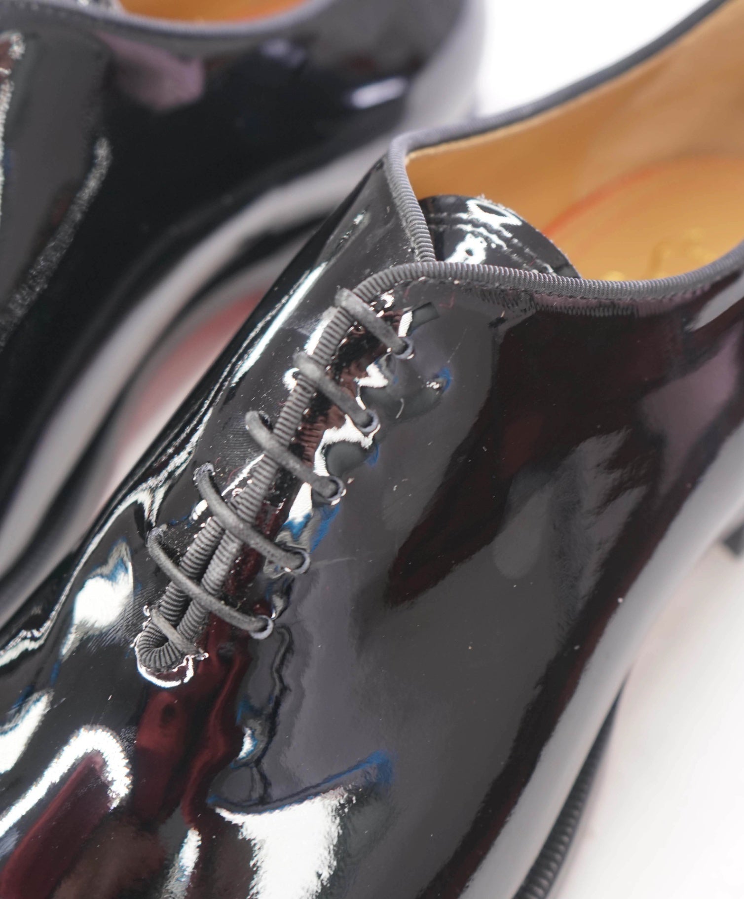 $1,145 CHRISTIAN LOUBOUTIN - *CORTEO* Black Patent Oxfords - US 10 (43EU)