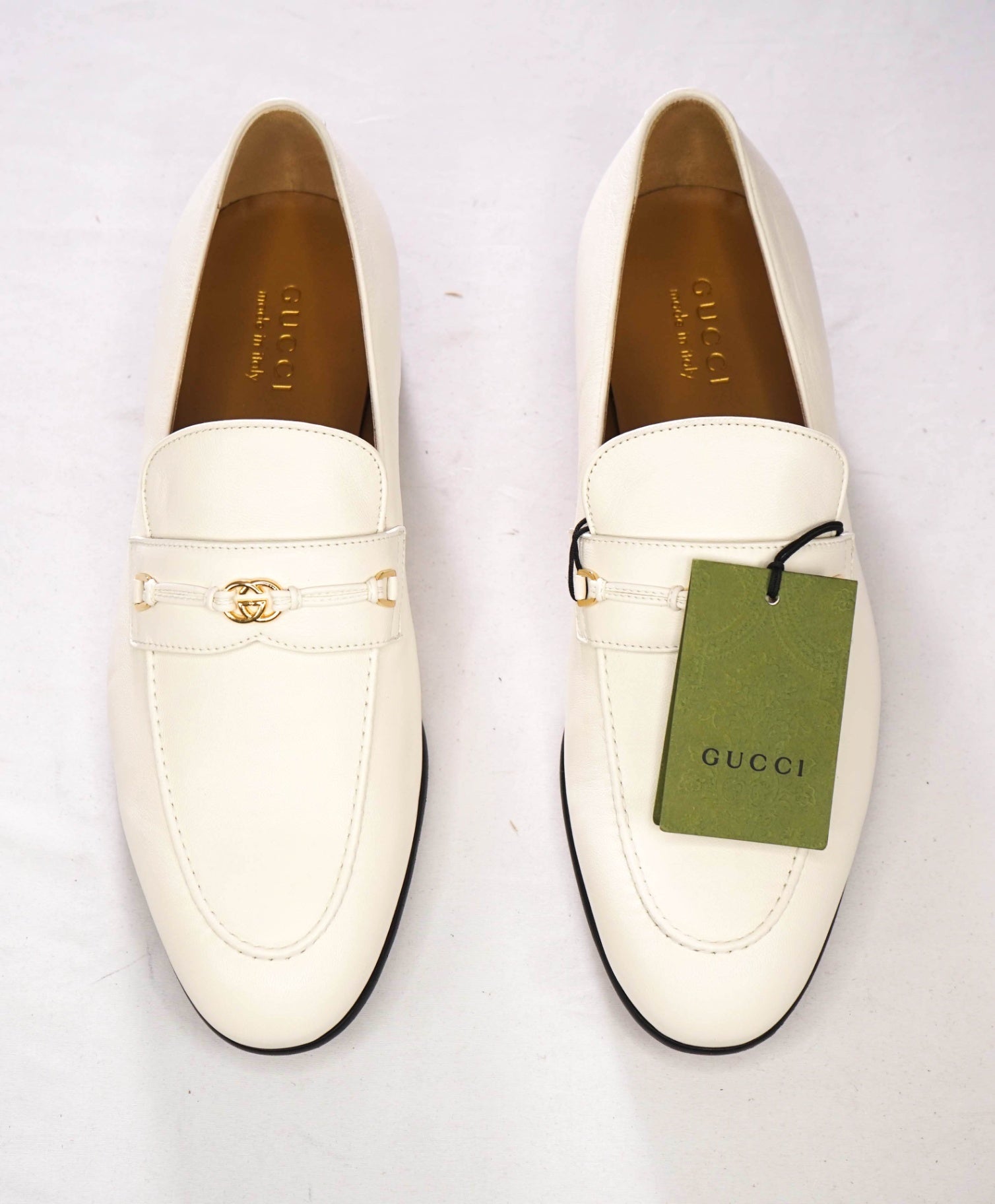 $950 GUCCI - Ivory White Leather GG Loafers - 10.5 (10G)