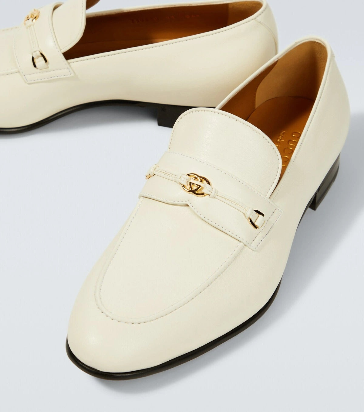 $950 GUCCI - Ivory White Leather GG Loafers - 10.5 (10G)