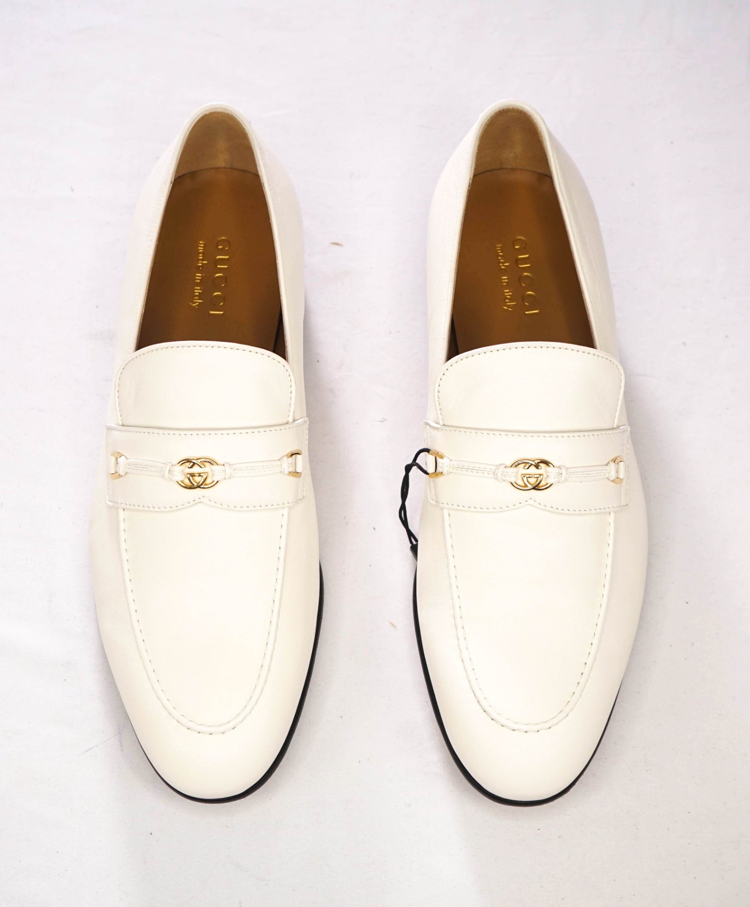 $950 GUCCI - Ivory White Leather GG Loafers - 10.5 (10G)