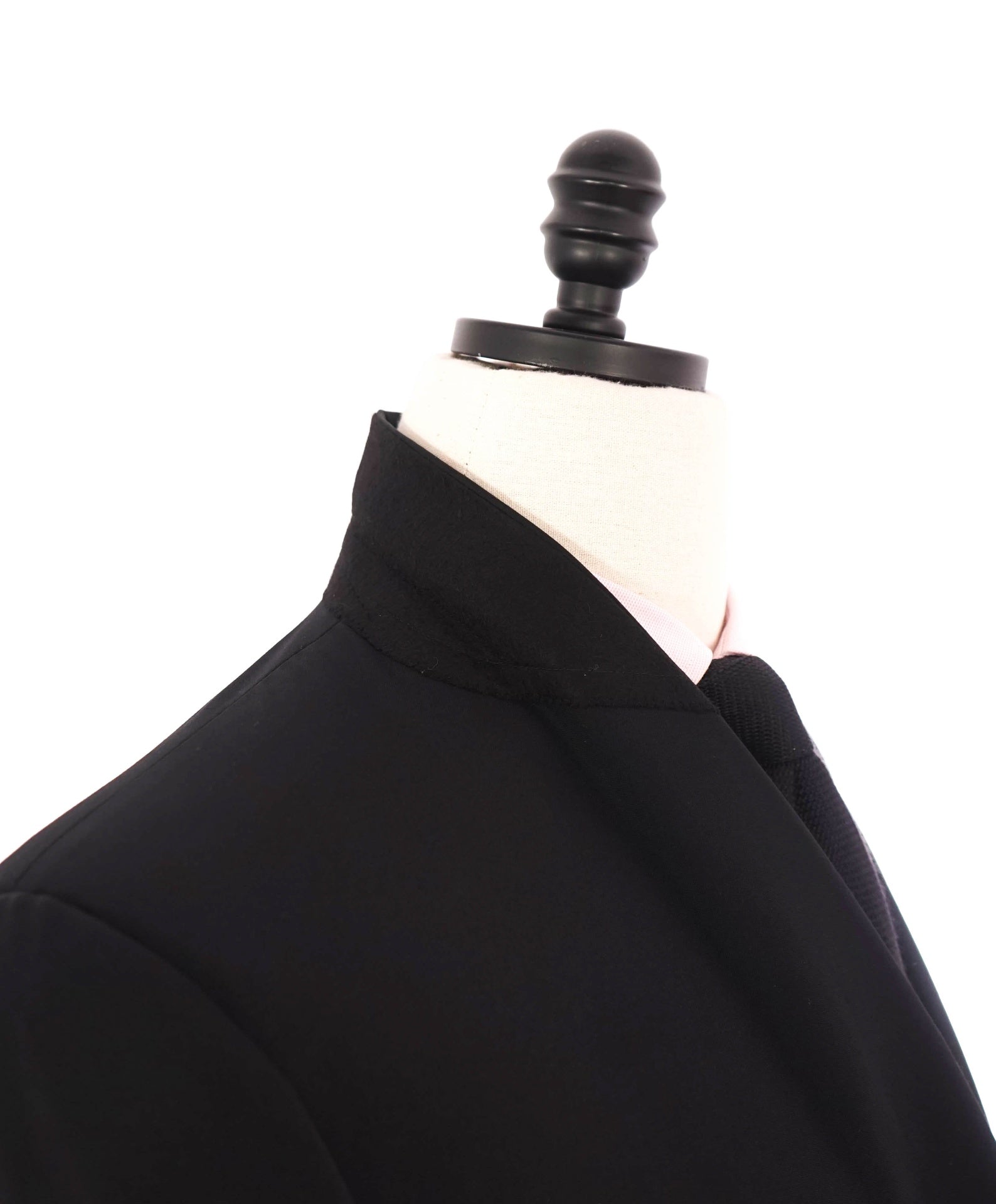 $5,995 RALPH LAUREN PURPLE LABEL - Black Shawl Collar Tuxedo - 42L