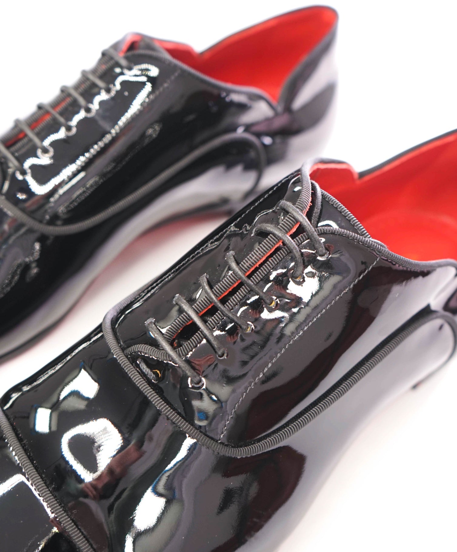 $1,050 Christian Louboutin - Black "Greggy Chick" Oxford - US 10.5 (43.5EU)