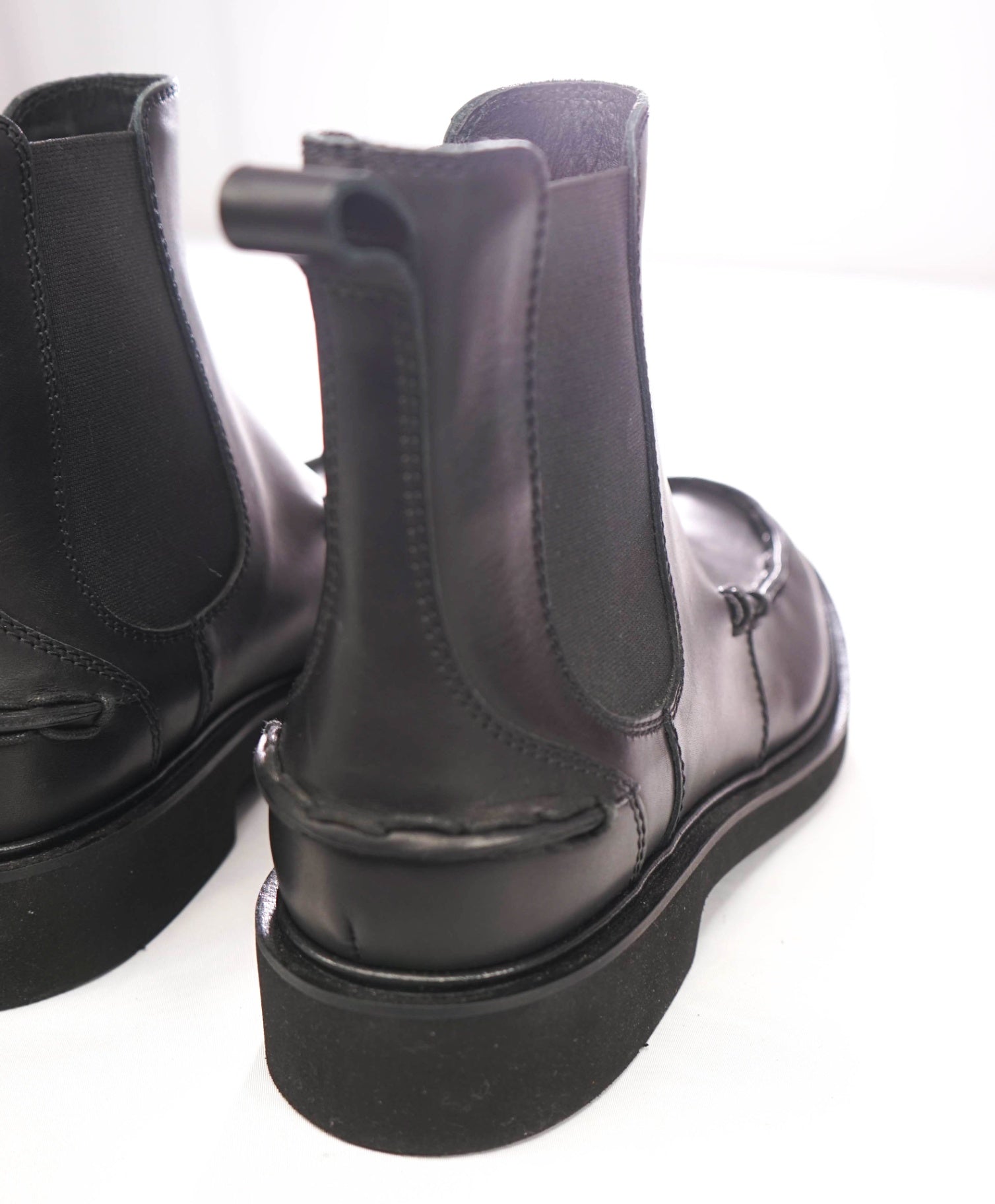 $1,245 TOD'S - Black Leather Ankle Boots - US 9.5 (UK8.5)