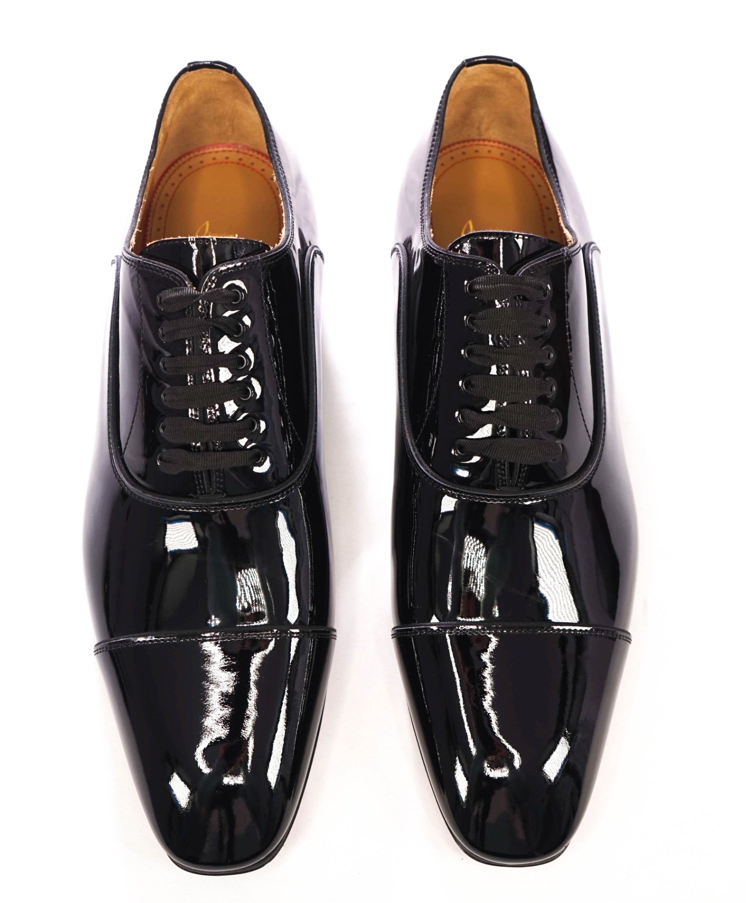 $1,095 Christian Louboutin - *GREGGO* Patent Leather Black Oxfords - US 11 (44EU)