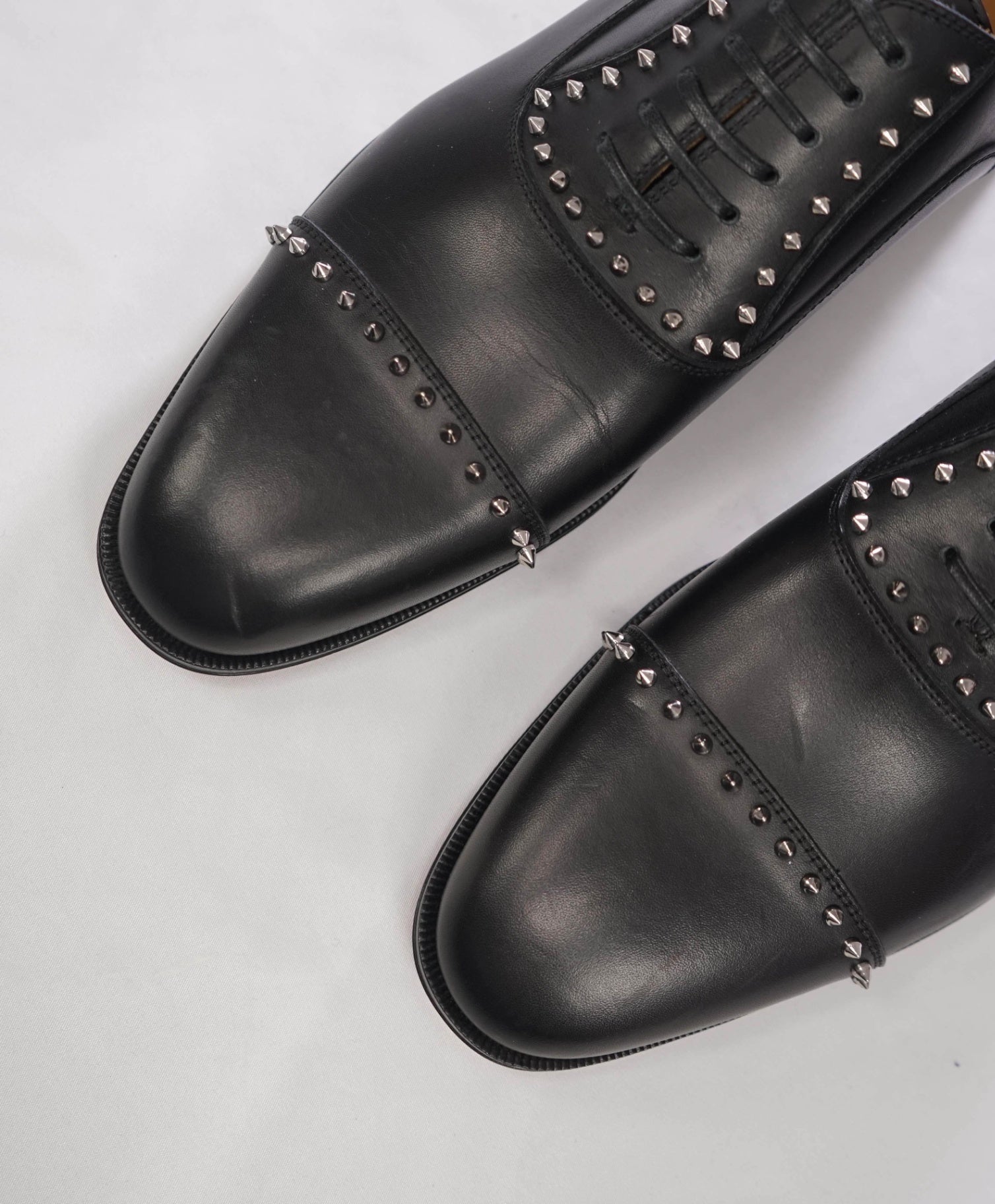 $1,200 CHRISTIAN LOUBOUTIN - *CLOOCLOO* Black Spike Oxfords - US 9 (42EU)