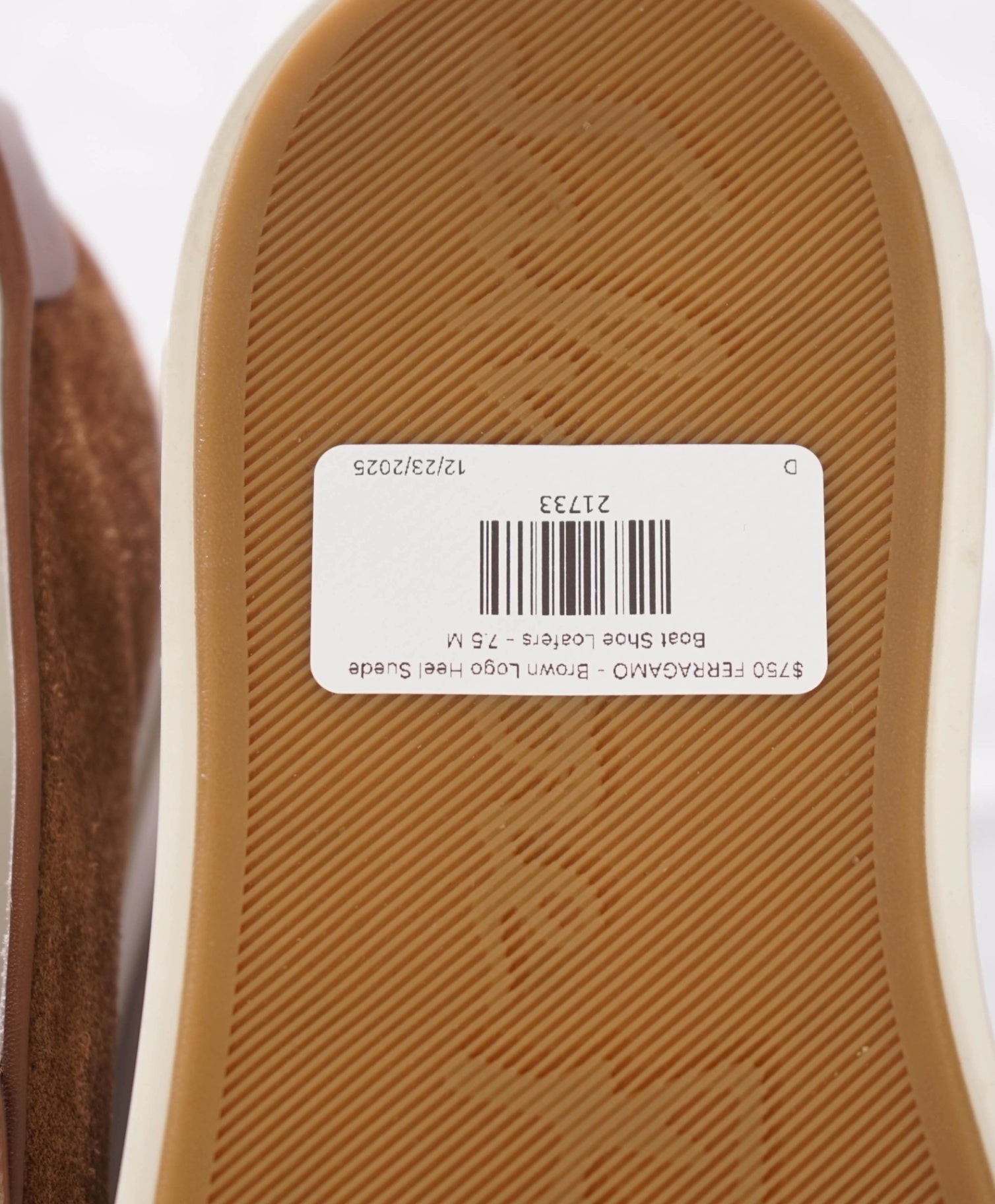 $750 FERRAGAMO - Brown Logo Heel Suede Boat Shoe Loafers - 7.5 M