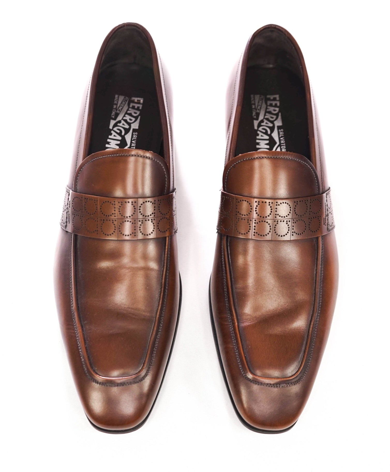 $850 FERRAGAMO - Brown Leather “GOLIATH" Gancini Embossed Loafers - 10.5 D