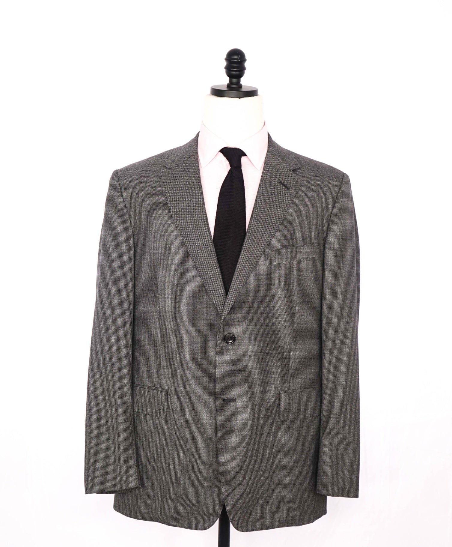 $2,695 Paul Stuart - "STAURTS CHOICE" Gray Puppytooth Wool Suit - 42R