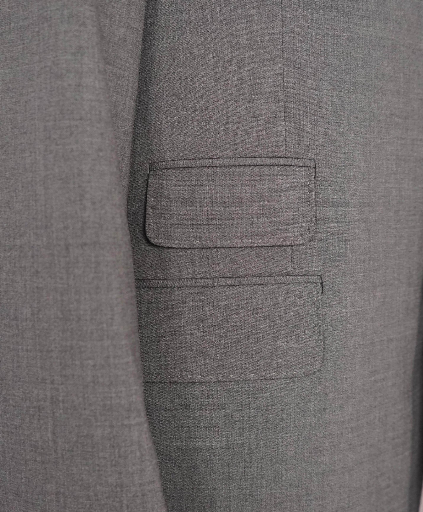 $2,000 DSQUARED2 - Solid Gray Wool SLIM Suit - 42