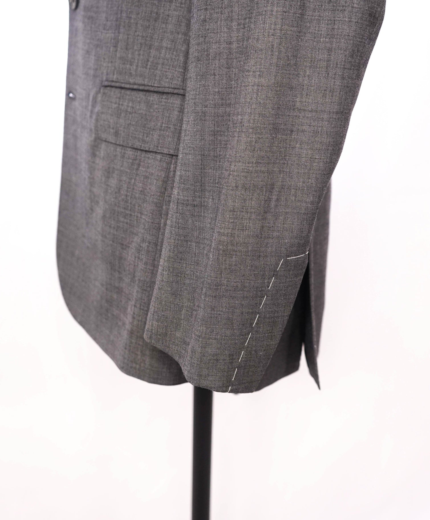 $2,995 RALPH LAUREN PURPLE LABEL - Gray Wool Suit - 40R