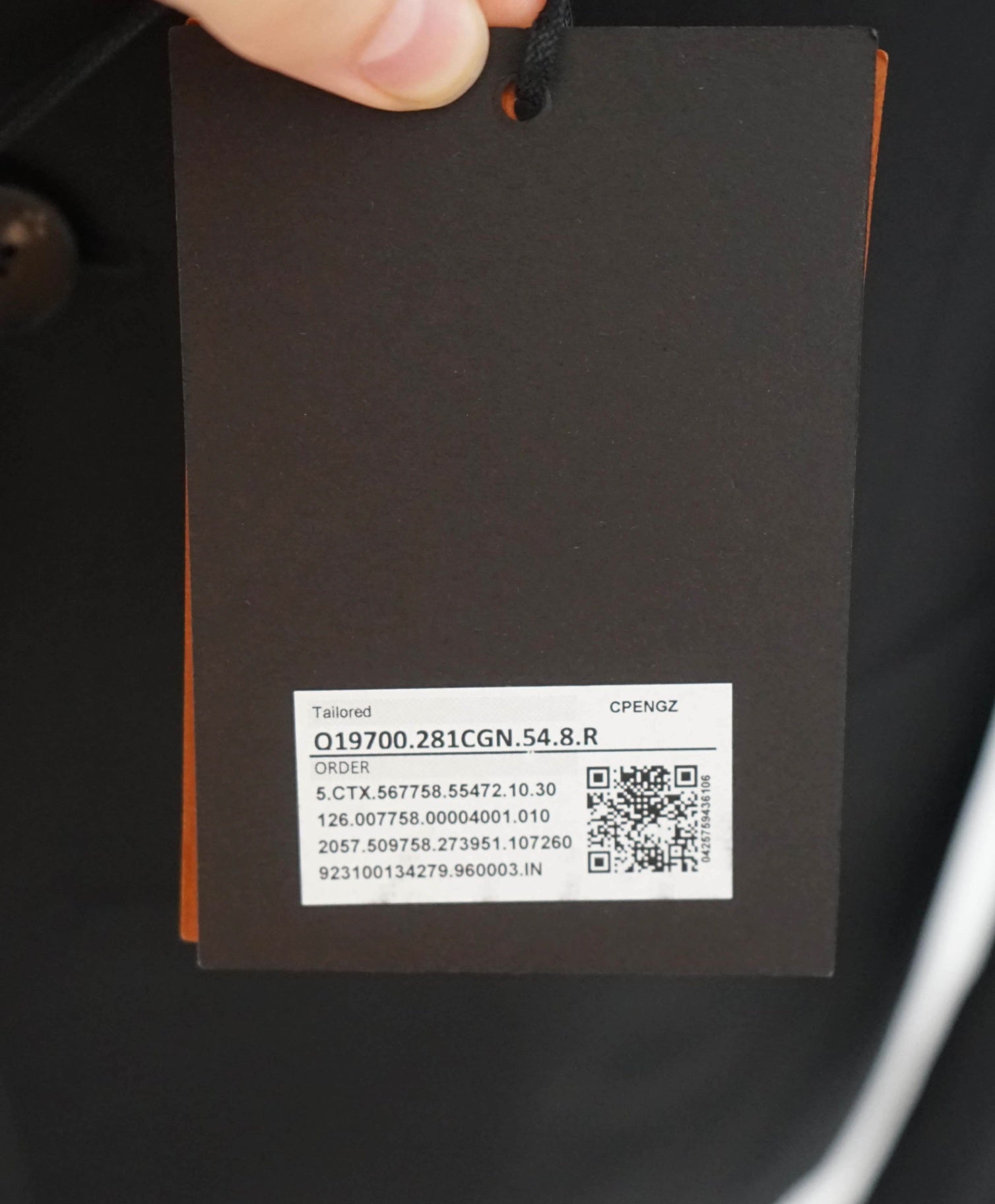 $3,750 ZEGNA - Solid Black Notch Lapel 2-Btn Wool Suit - 44R