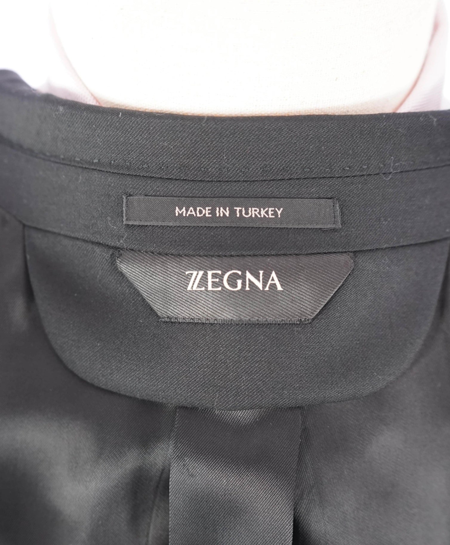 $1,570 Z ZEGNA - Solid Black Wool Peak Lapel Tuxedo - 48L