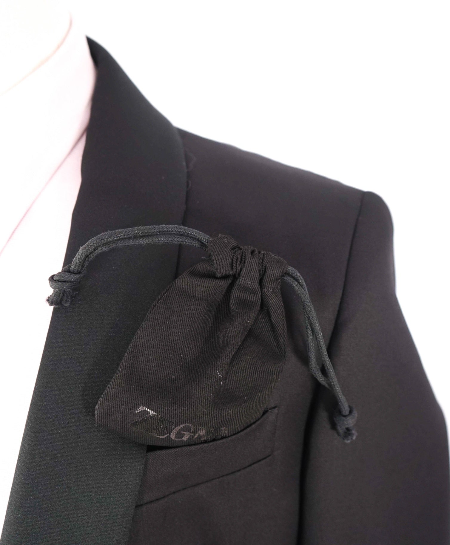 $3,950 ZEGNA - Solid Black Wool/Mohair Shawl Lapel Tuxedo - 38S