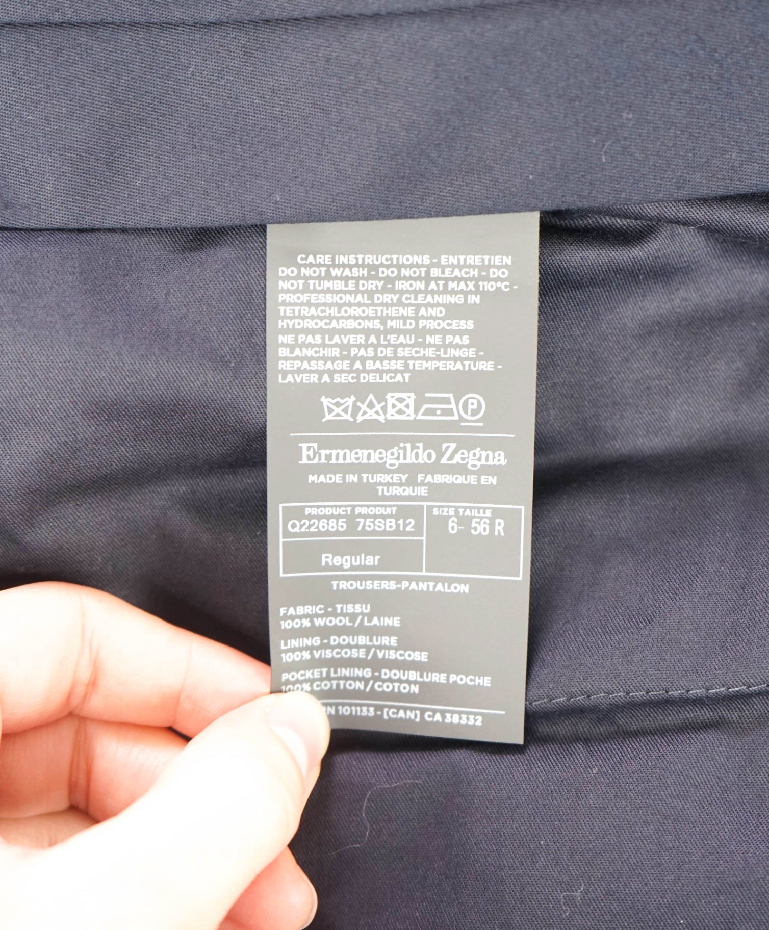 $950 ZEGNA - Solid Navy Blue TROFEO Wool Pants - 38W