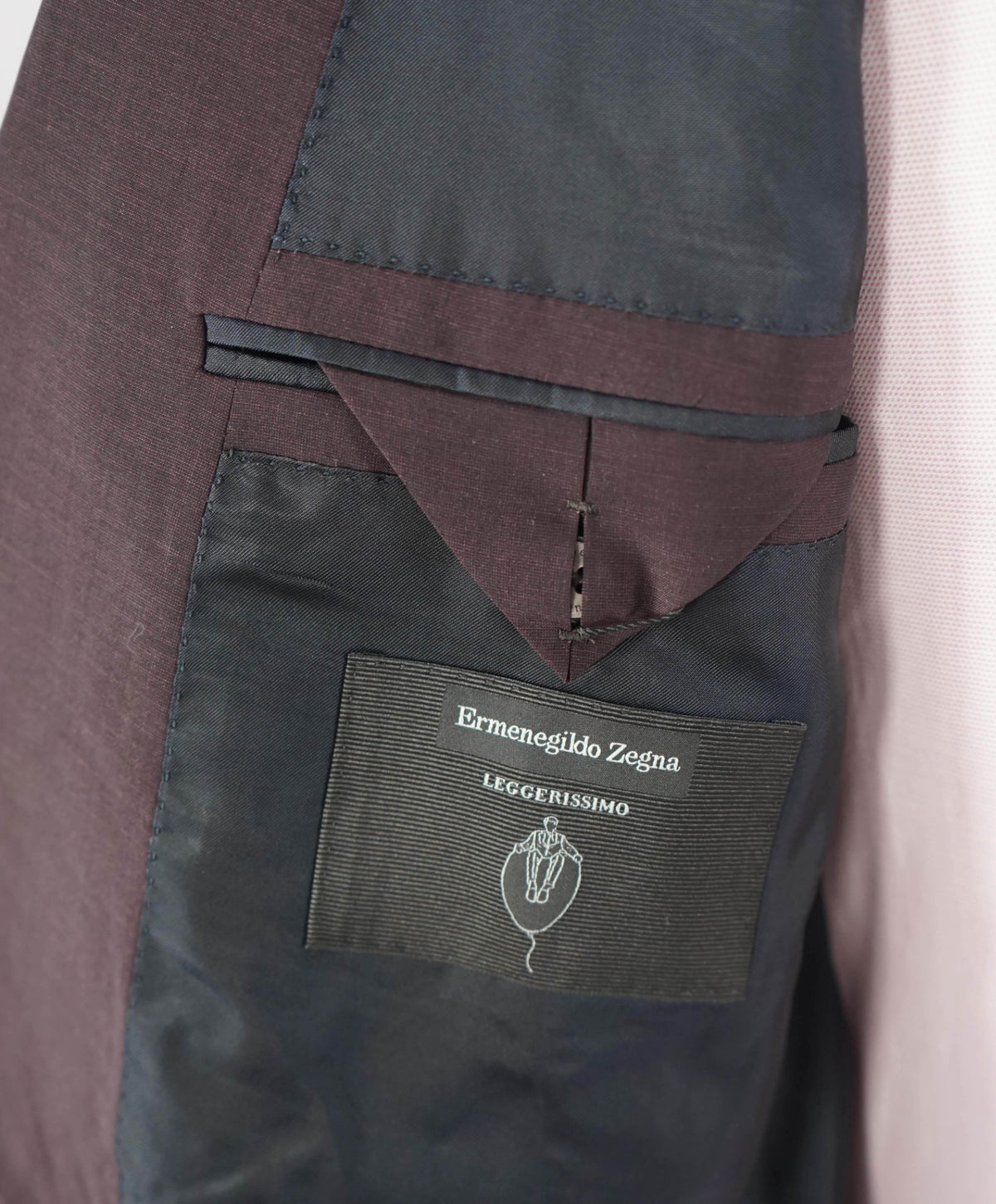 $4,995 ZEGNA -“LEGGERISSIMO" SILK/WOOL BURGUNDY Suit 48R