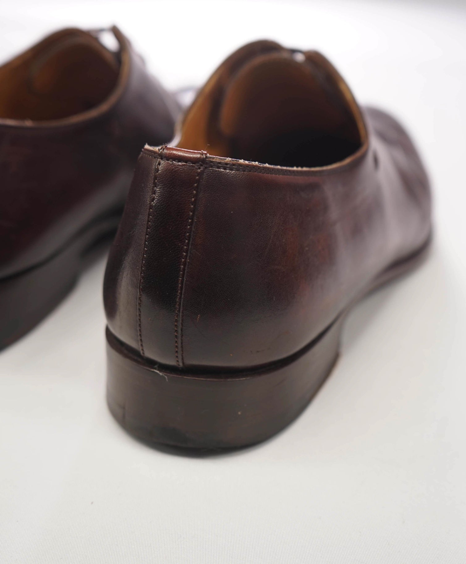 $645 MAGNANNI - Brown Leather Wingtip Oxfords - 9.5 M