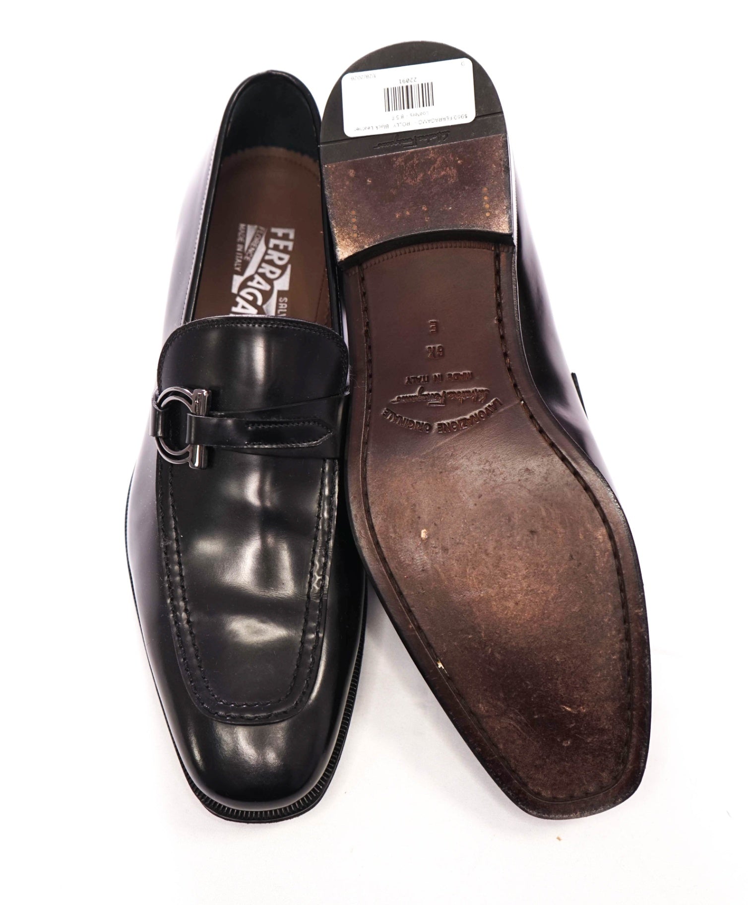 $950 FERRAGAMO - "ROLLY" Black Leather Loafers - 8.5 E
