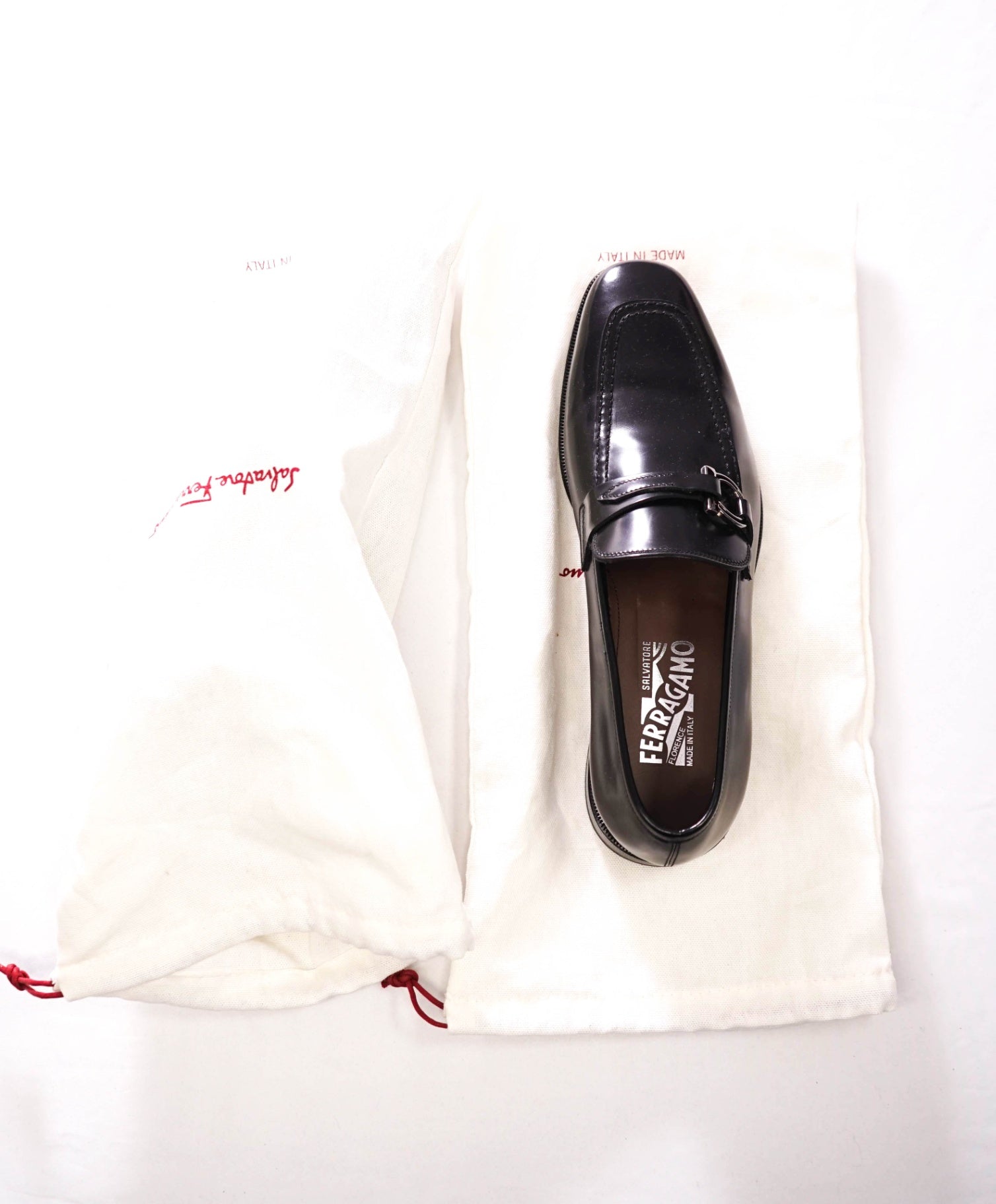 $950 FERRAGAMO - "ROLLY" Black Leather Loafers - 8.5 E
