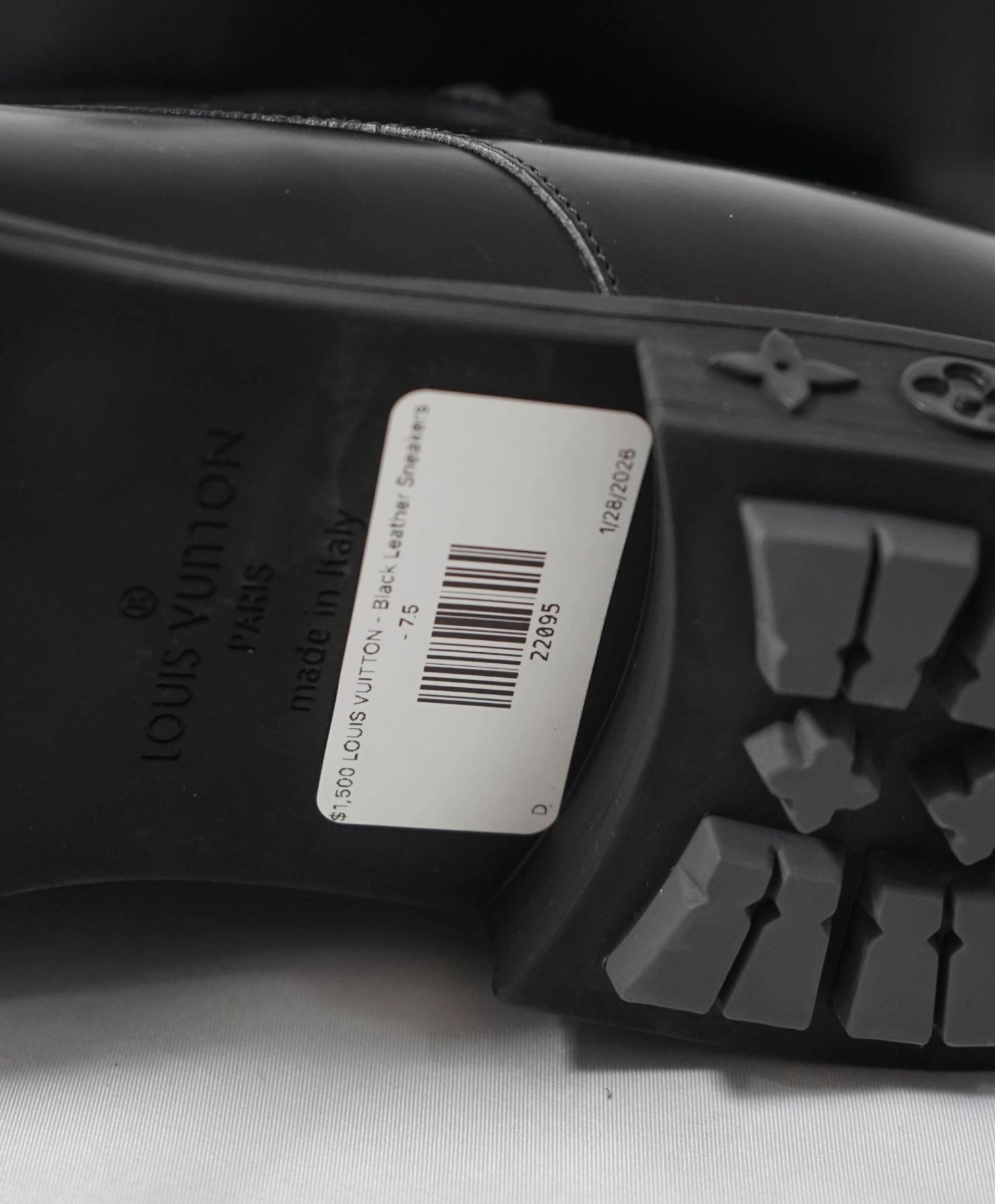 $1,540 LOUIS VUITTON - Black Leather Lug Sole Oxfords - 8.5 US (7.5 LV)