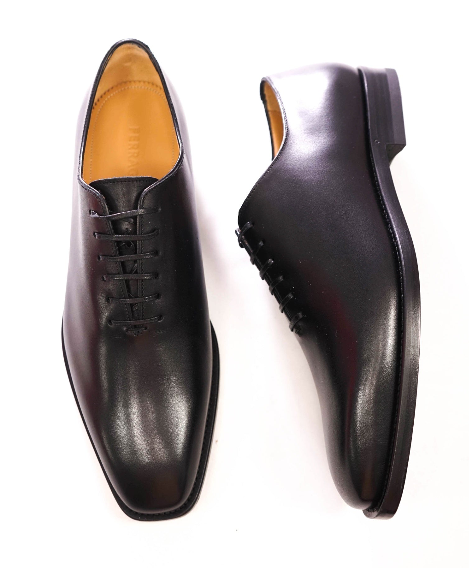 $1,090 FERRAGAMO - Black Leather "GEOFFREY" Oxfords - 8.5 EE