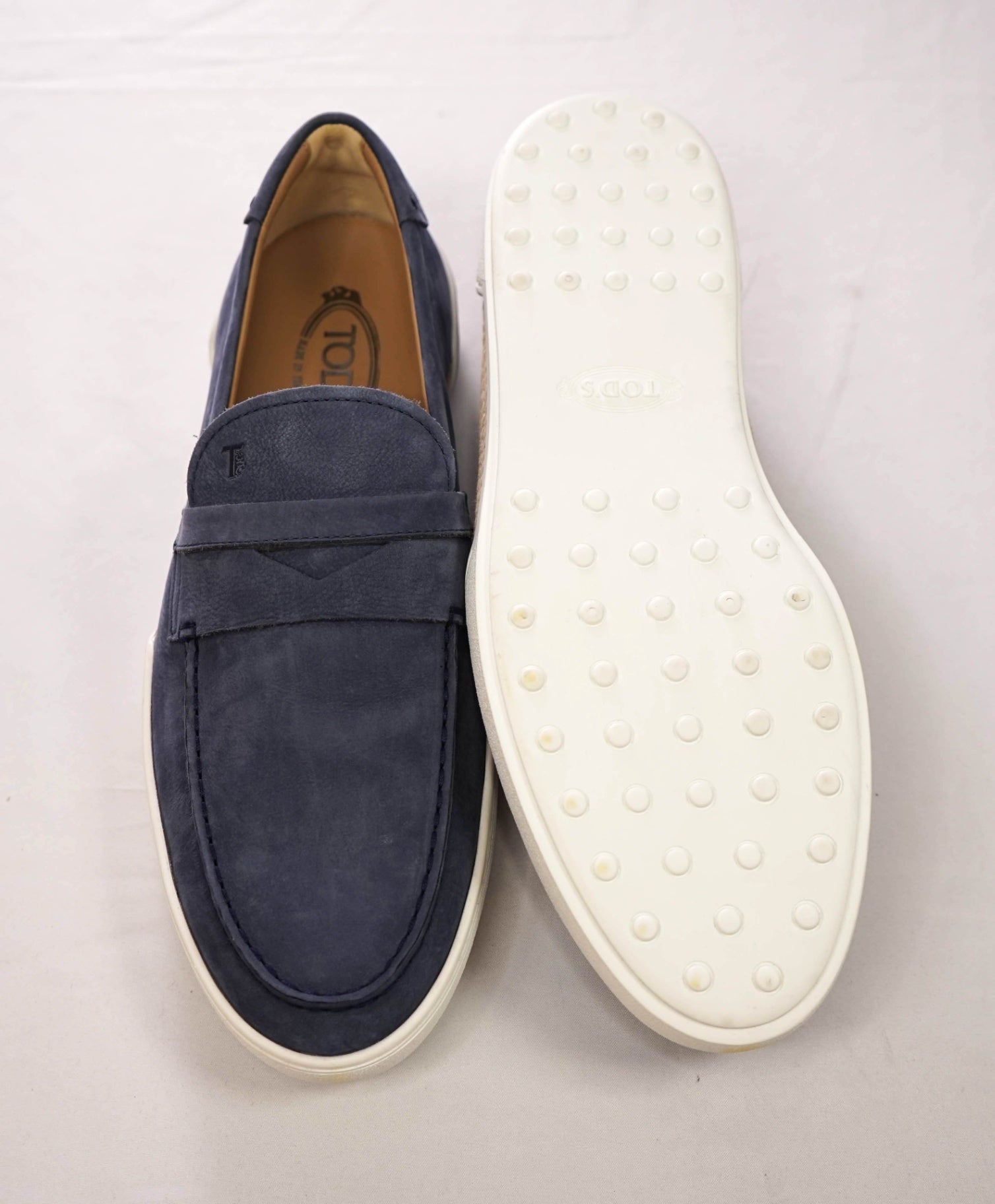 $1,045 TOD'S - Blue Suede Penny Loafers - US 11 (UK10)