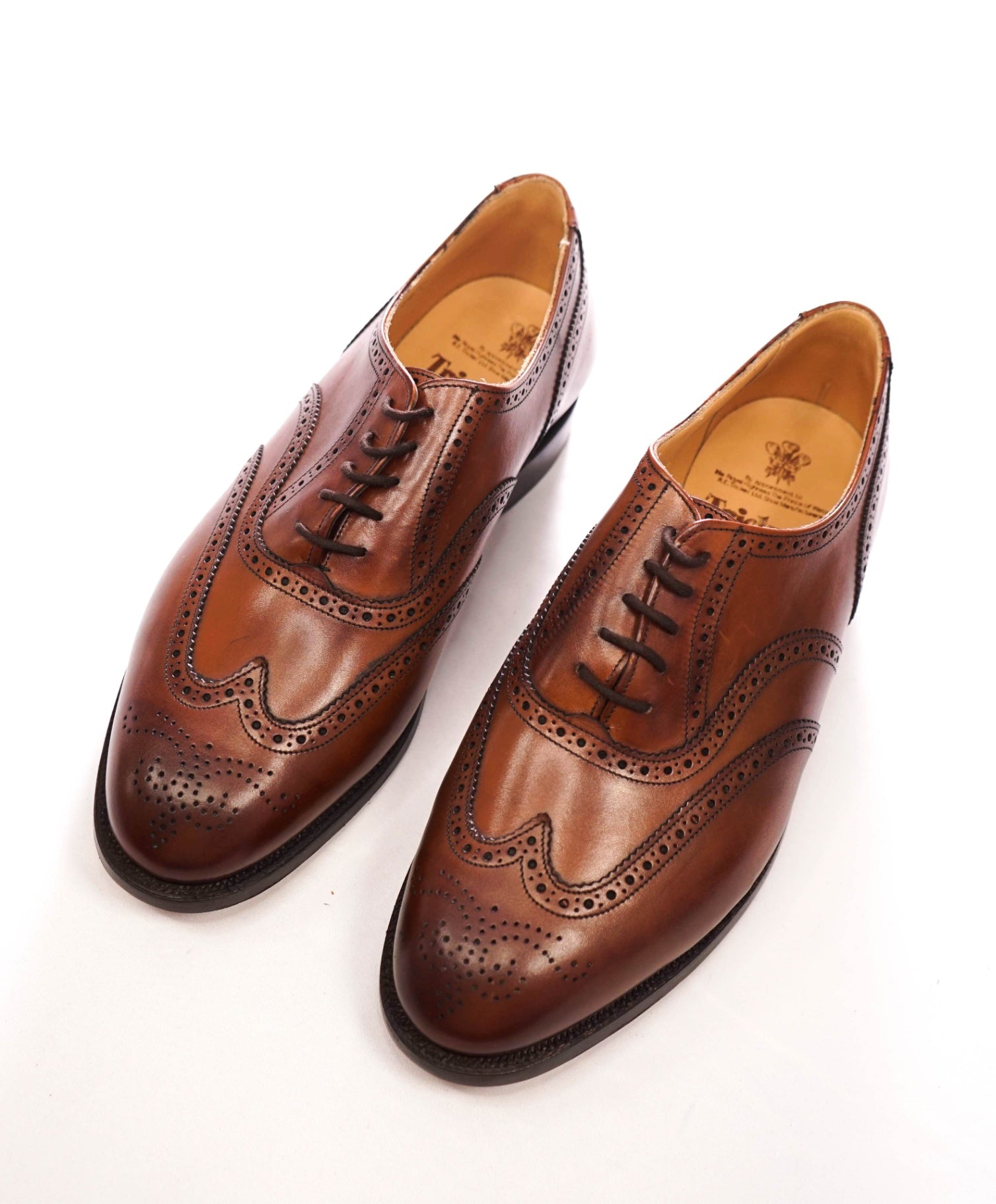 R E TRICKER'S - Chestnut Brown Leather "EPSOM" Wingtip Oxfords - 11.5 US (10.5 UK)
