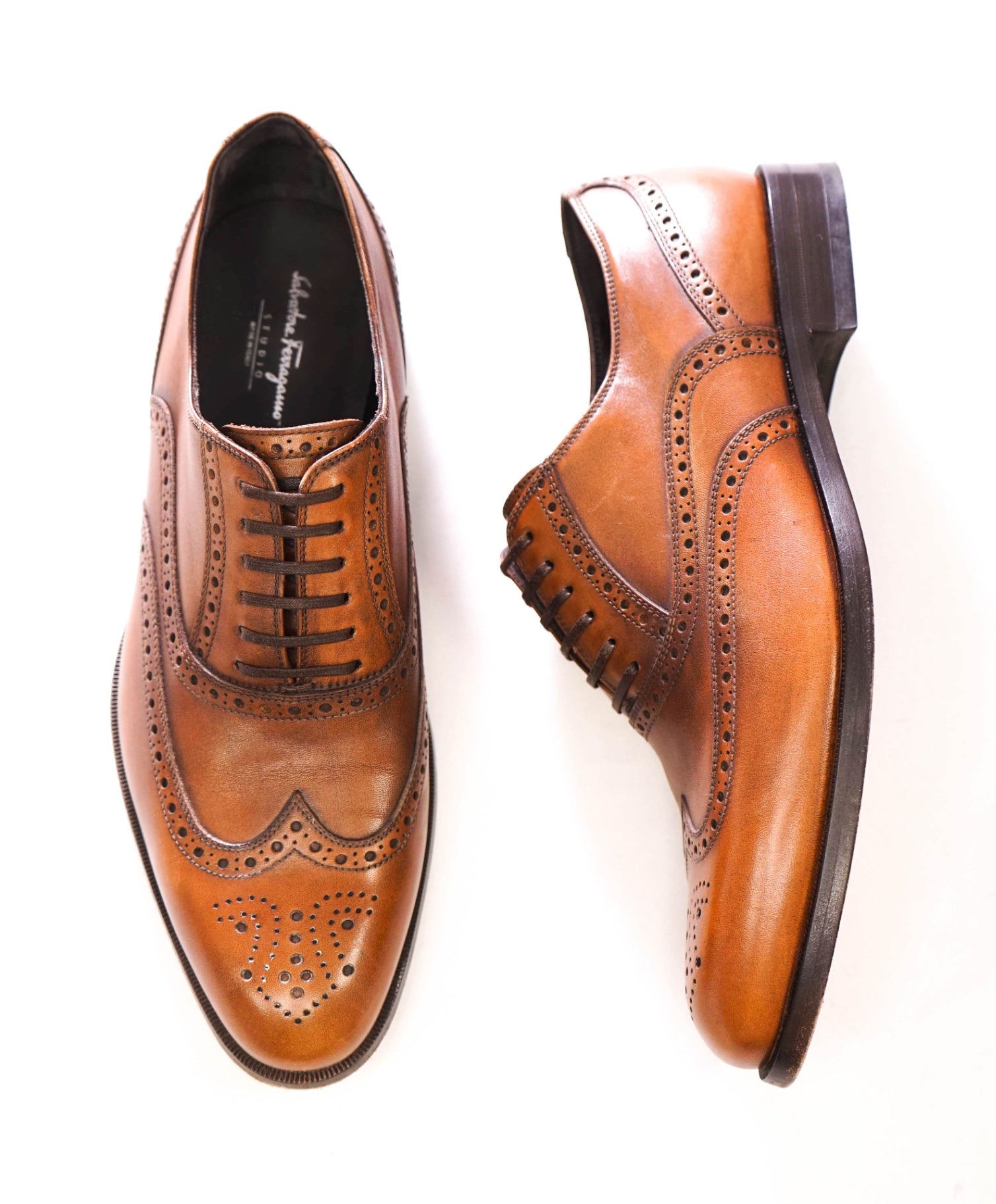 $750 FERRAGAMO - Brown Leather STUDIO Oxfords - 10.5 EE