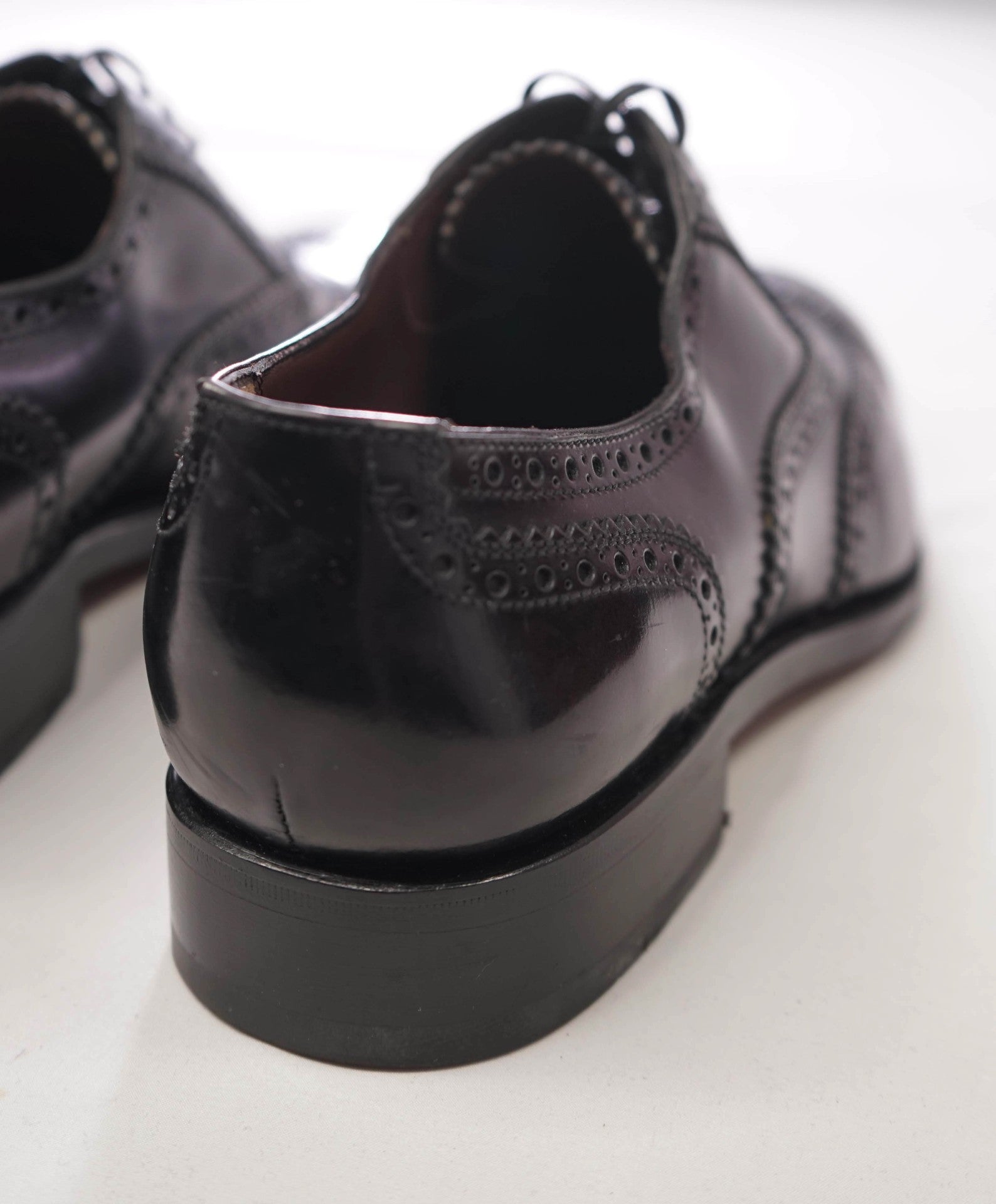 $1,295 FERRAGAMO - Black Leather "TRAMEZZA" Wingtip Oxfords - 10 EE