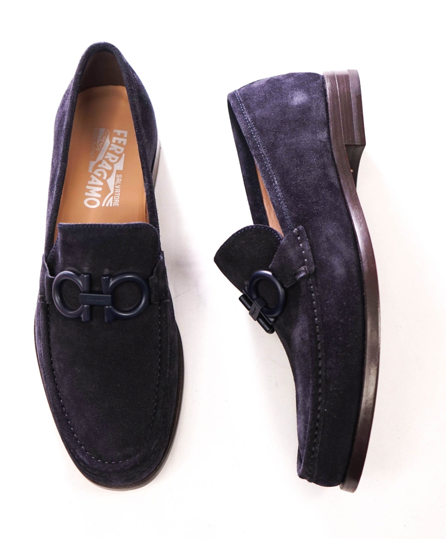 $850 FERRAGAMO - "ROLO 6" Navy Blue Suede Loafers - 8 E